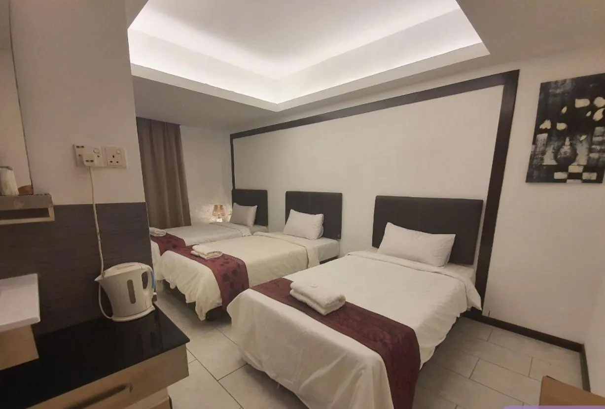 Superior Triple Room in Warisan Hotel Kota Kinabalu