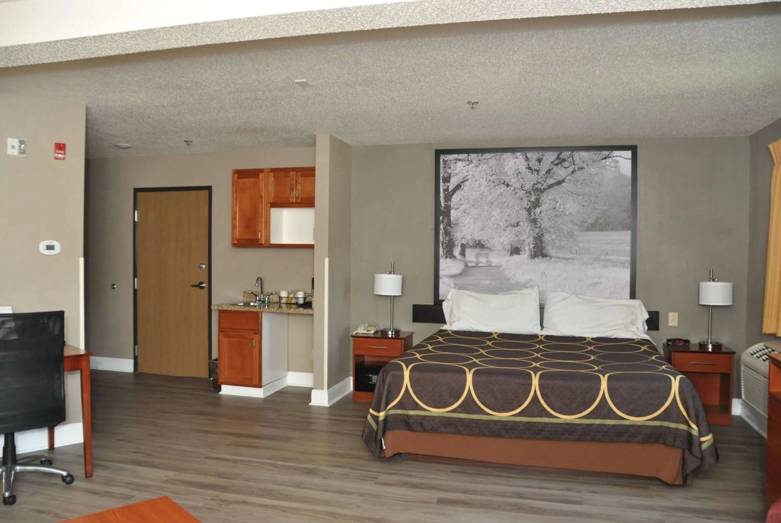 King Studio Suite - Non-Smoking in Super 8 by Wyndham Clearfield