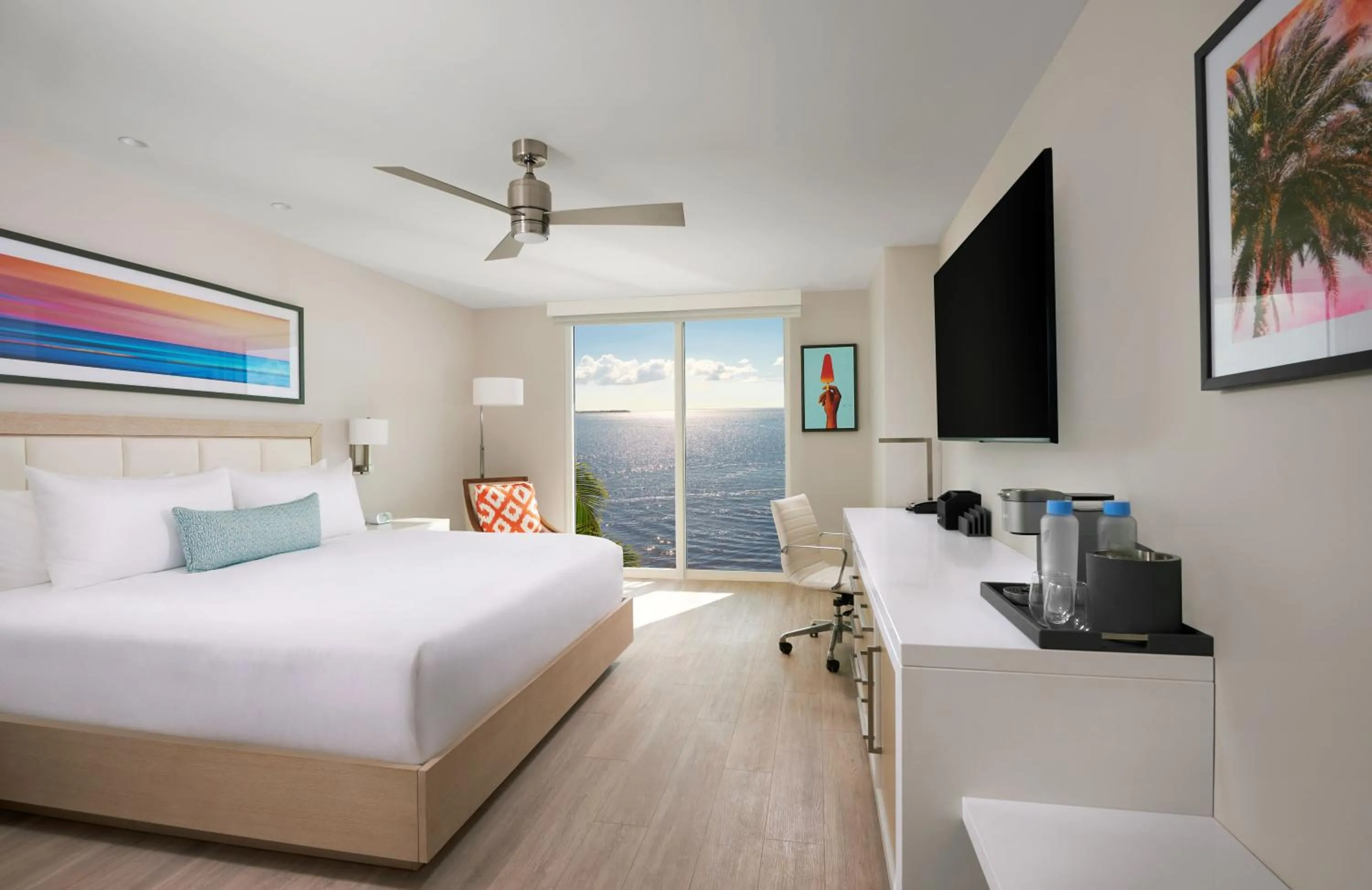 Premium Harbor View King in Sunseeker Resort Florida Gulf Coast, Curio Collection Hilton