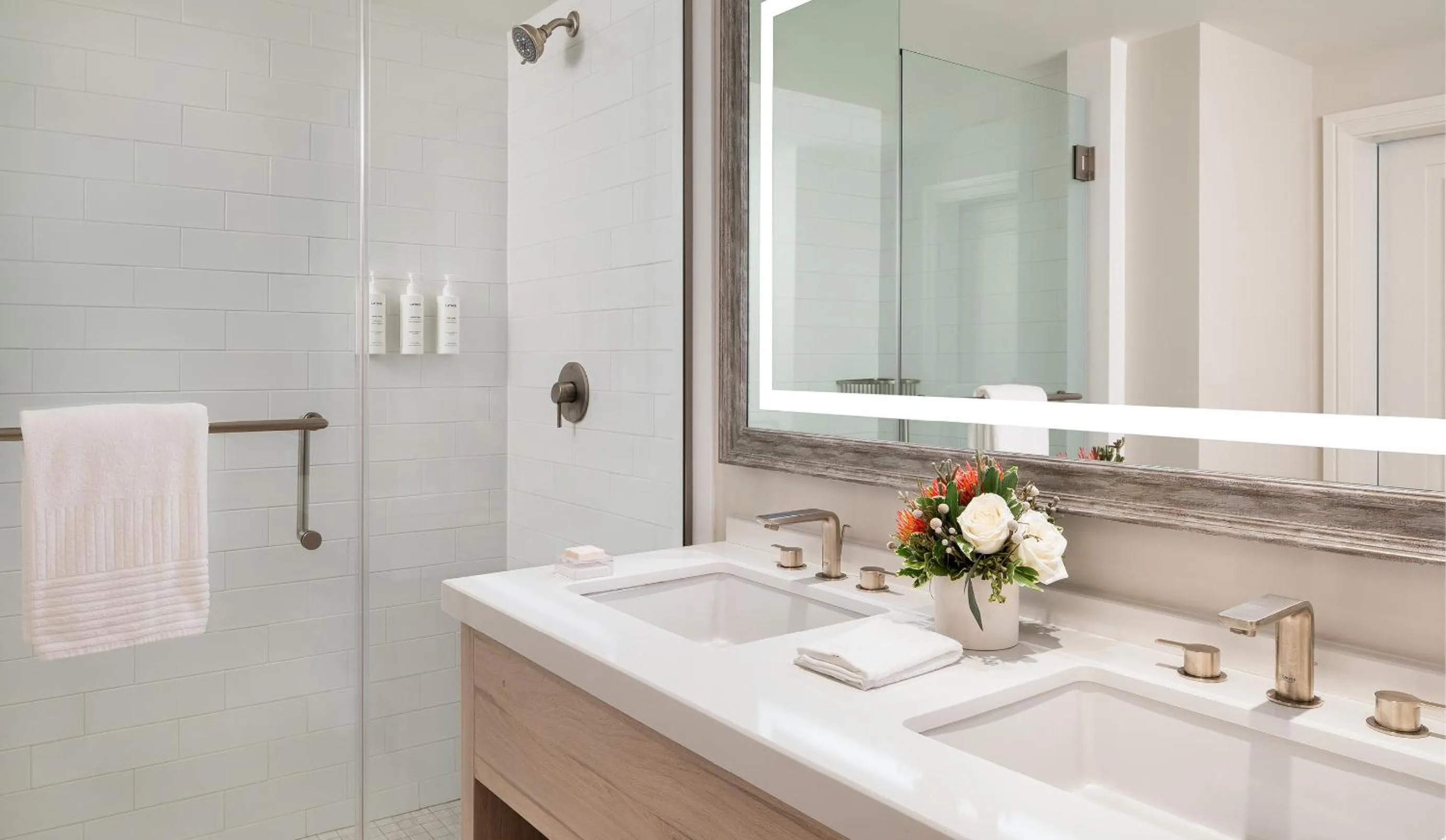 Premium Queen Accessible in Sunseeker Resort Florida Gulf Coast, Curio Collection Hilton