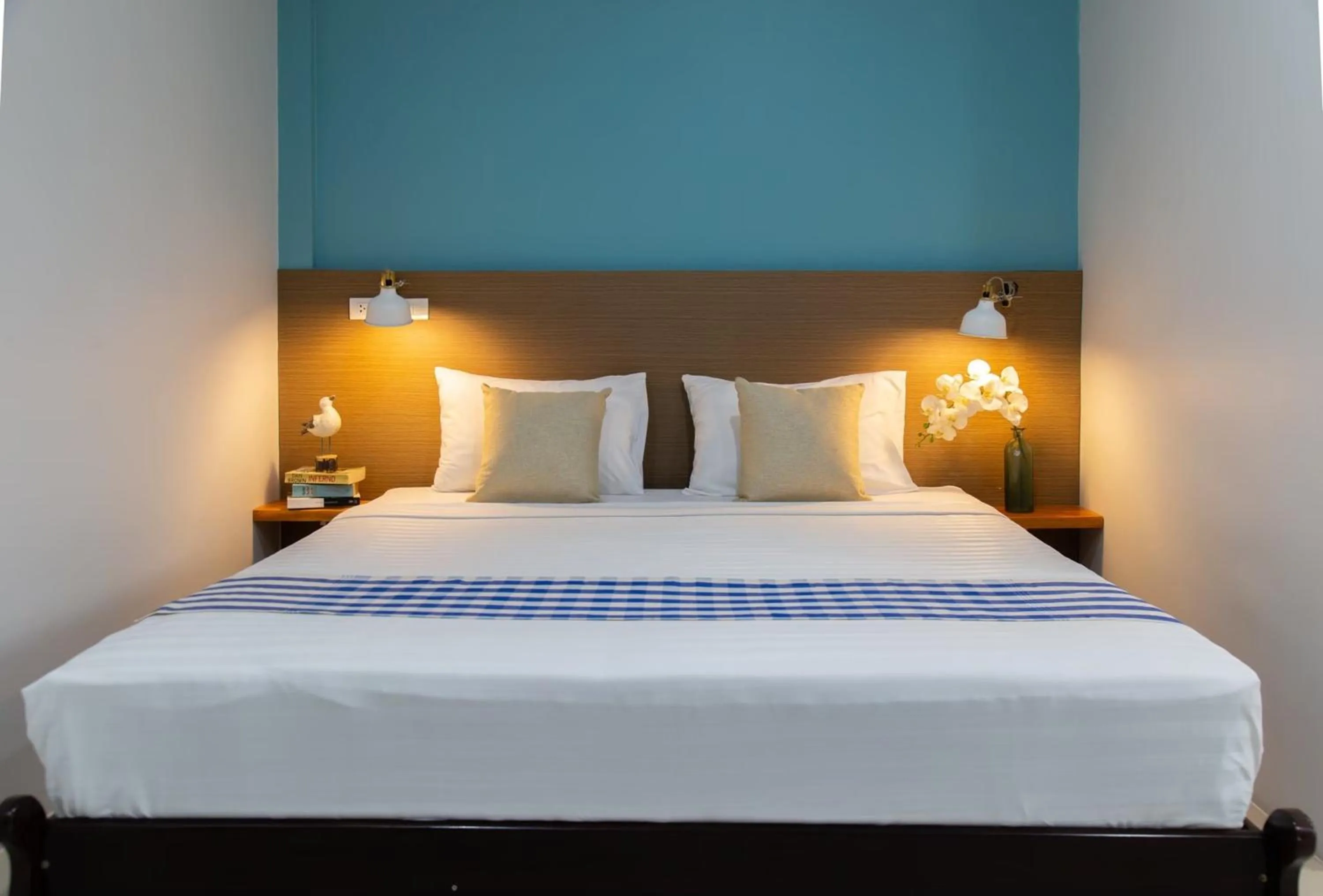 Deluxe Double Room with Balcony in Kamala Beach Residence