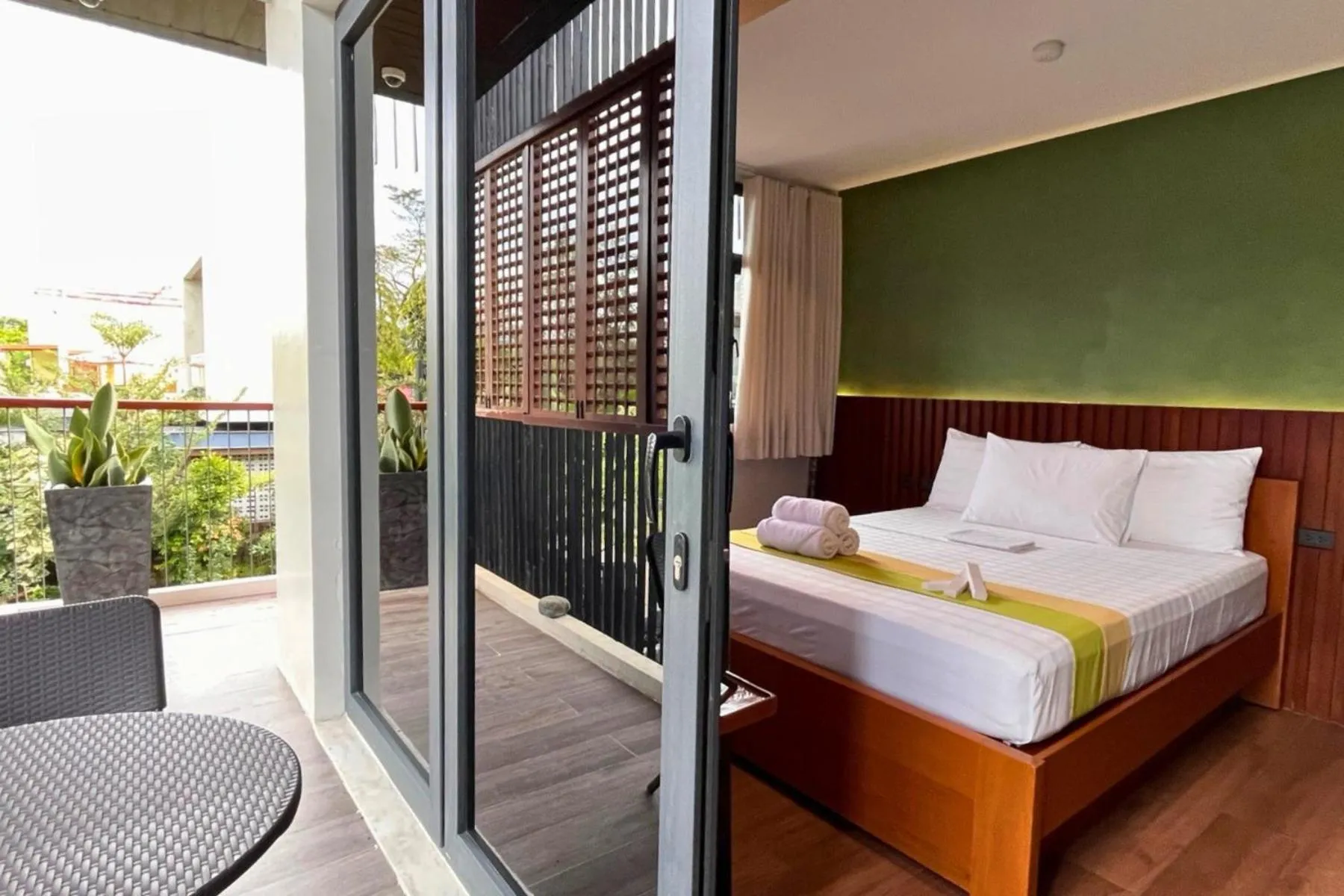 Suite with Balcony in Mula De La Paz