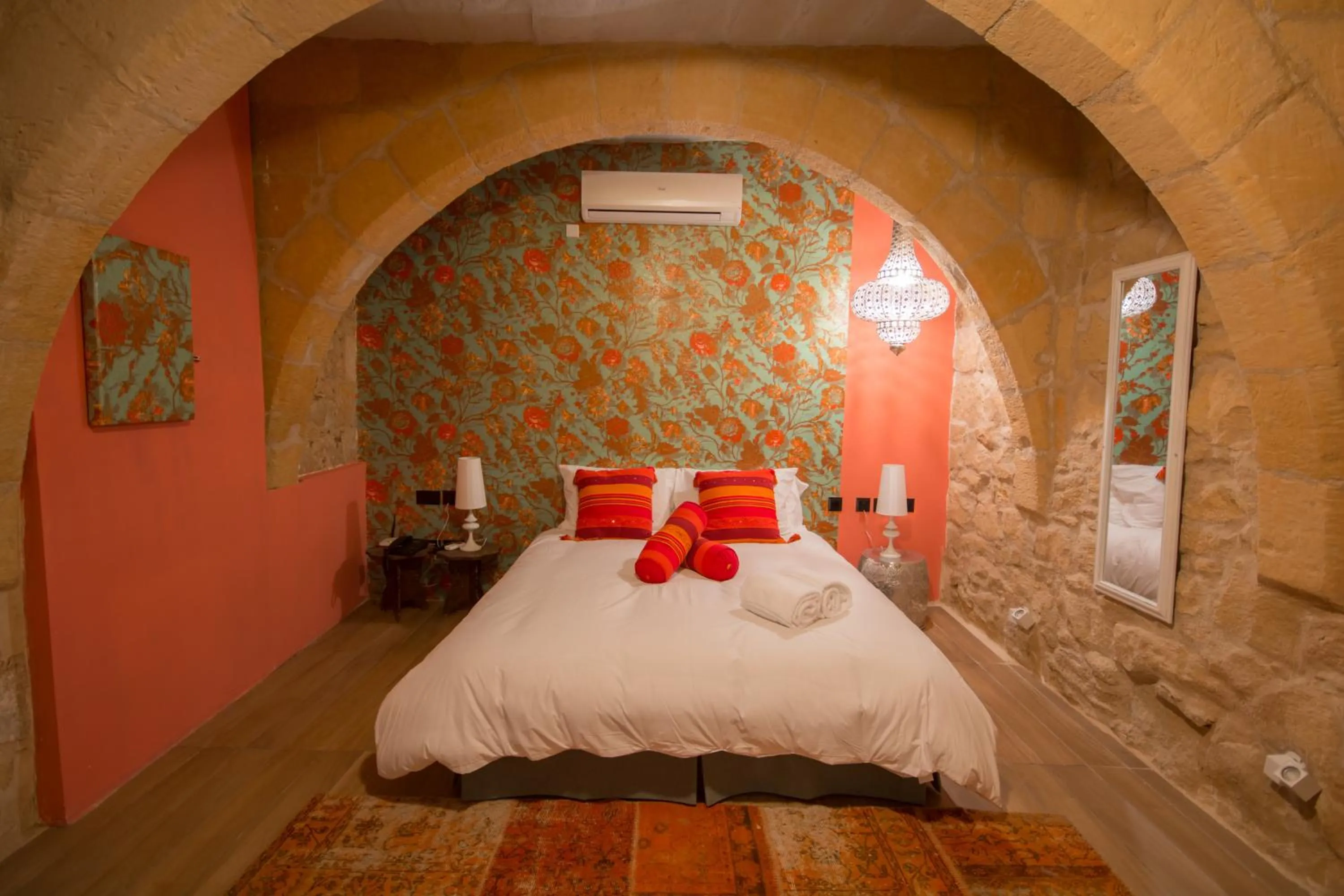 Superior Double Room in The Vincent Boutique Suites