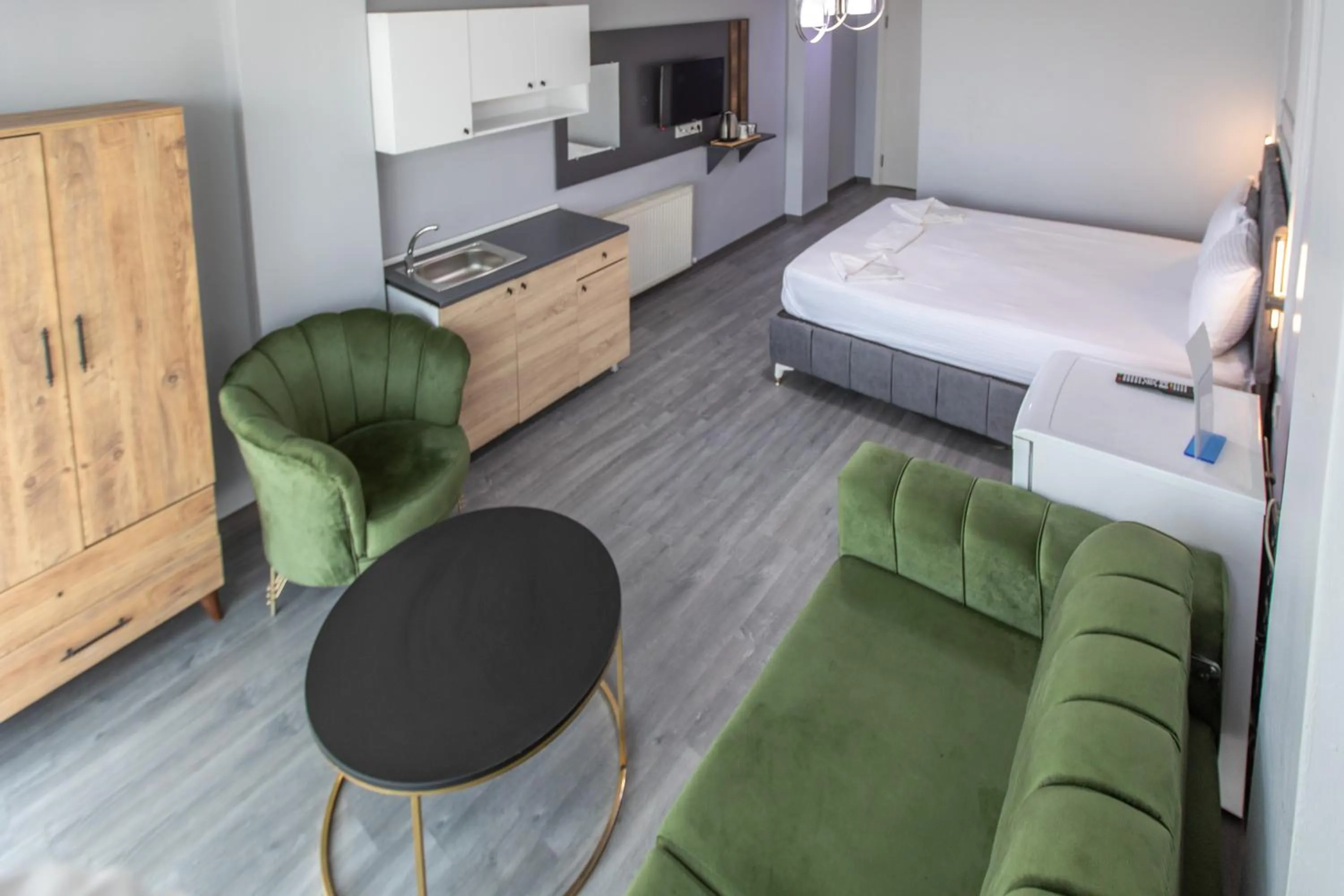 Standard Double Room in Liza Suit Hotel