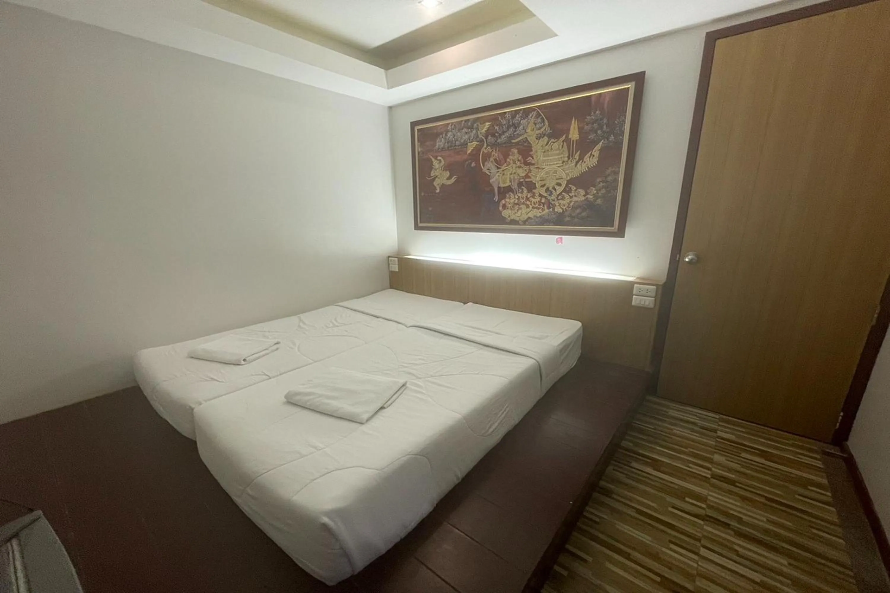 Standard Twin Room in Landmark Patong Hotel
