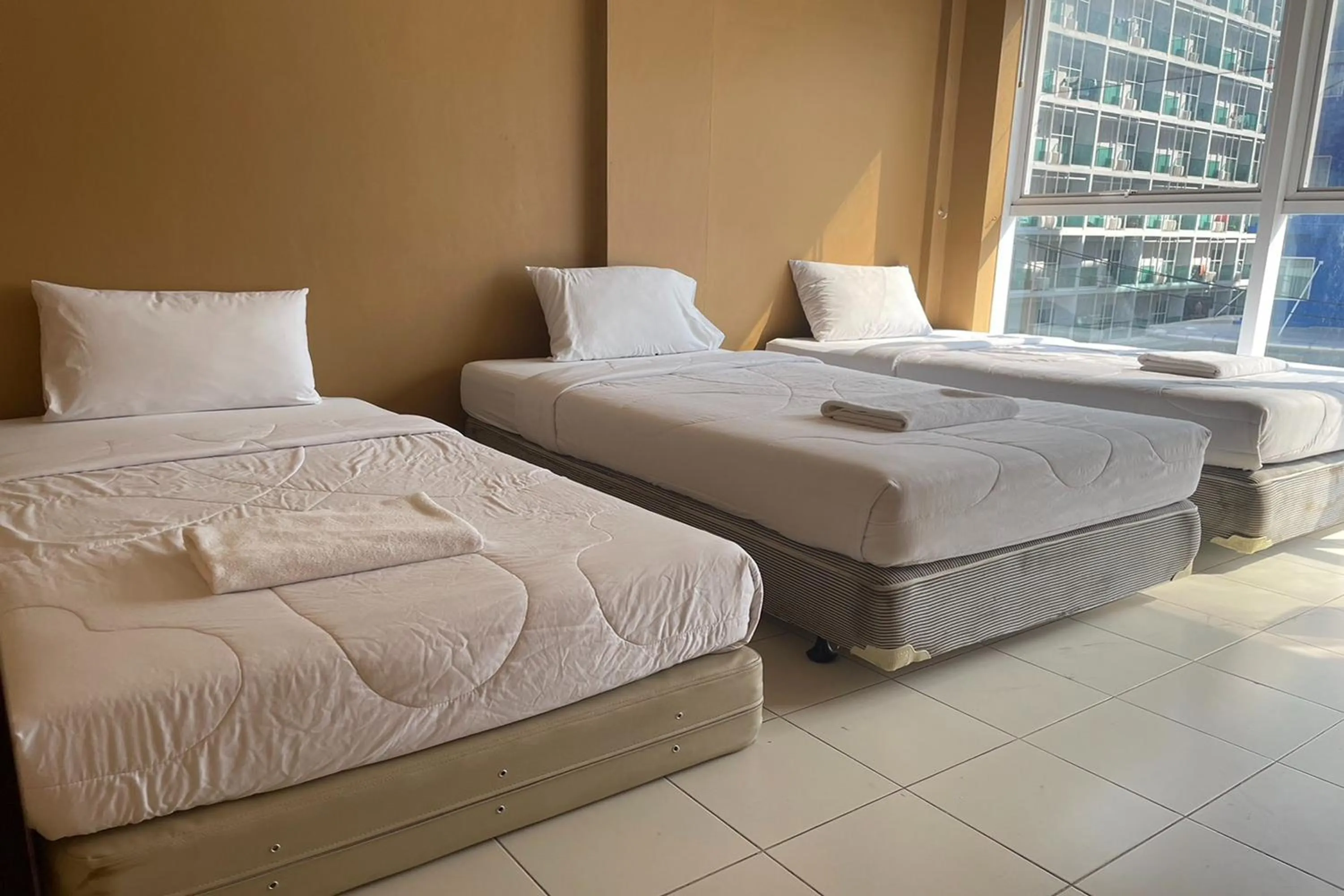 Bunk Bed in Female Dormitory Room   in Landmark Patong Hotel