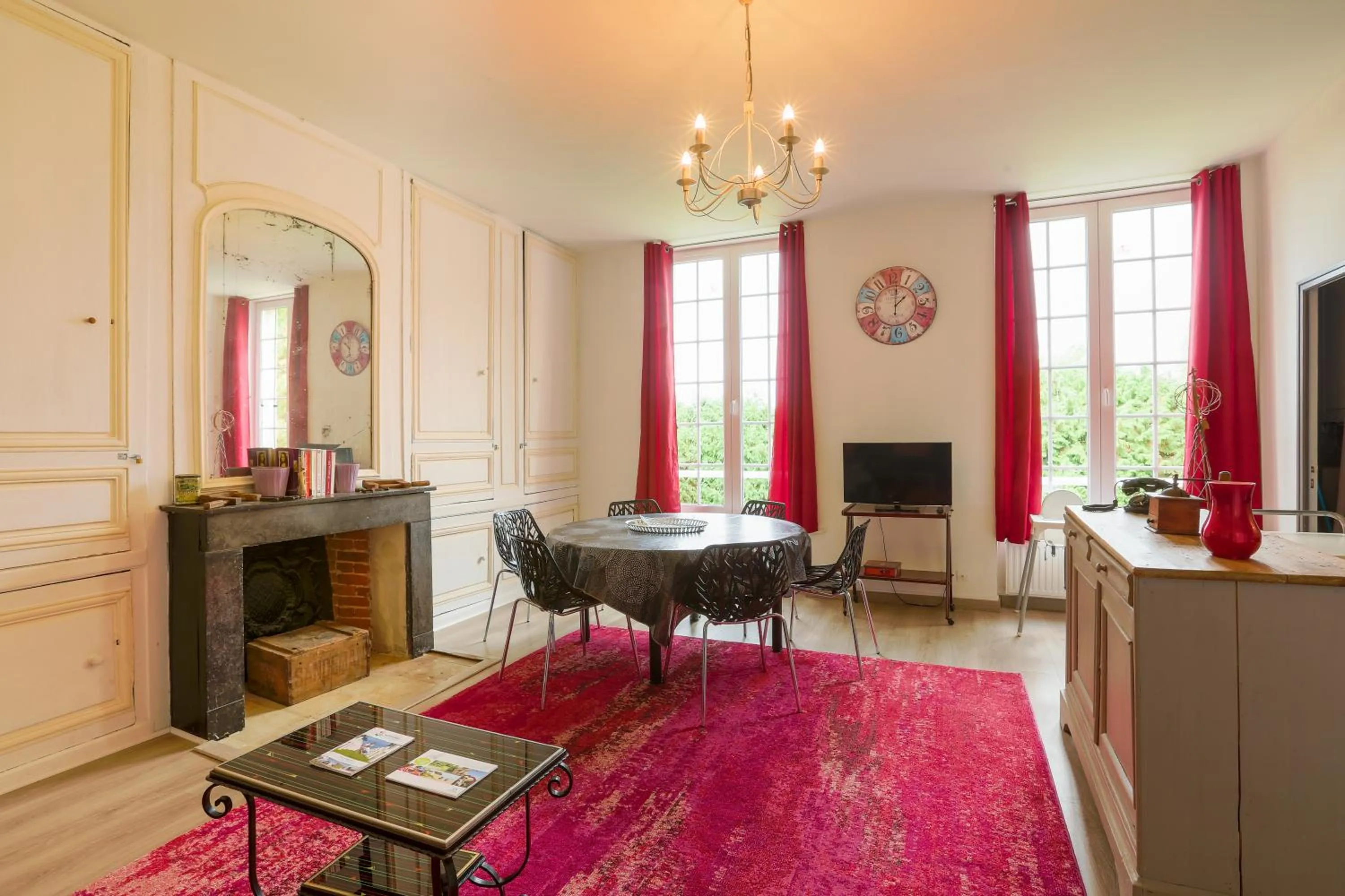 Three-Bedroom Apartment - single occupancy in Château Turgot Gîtes