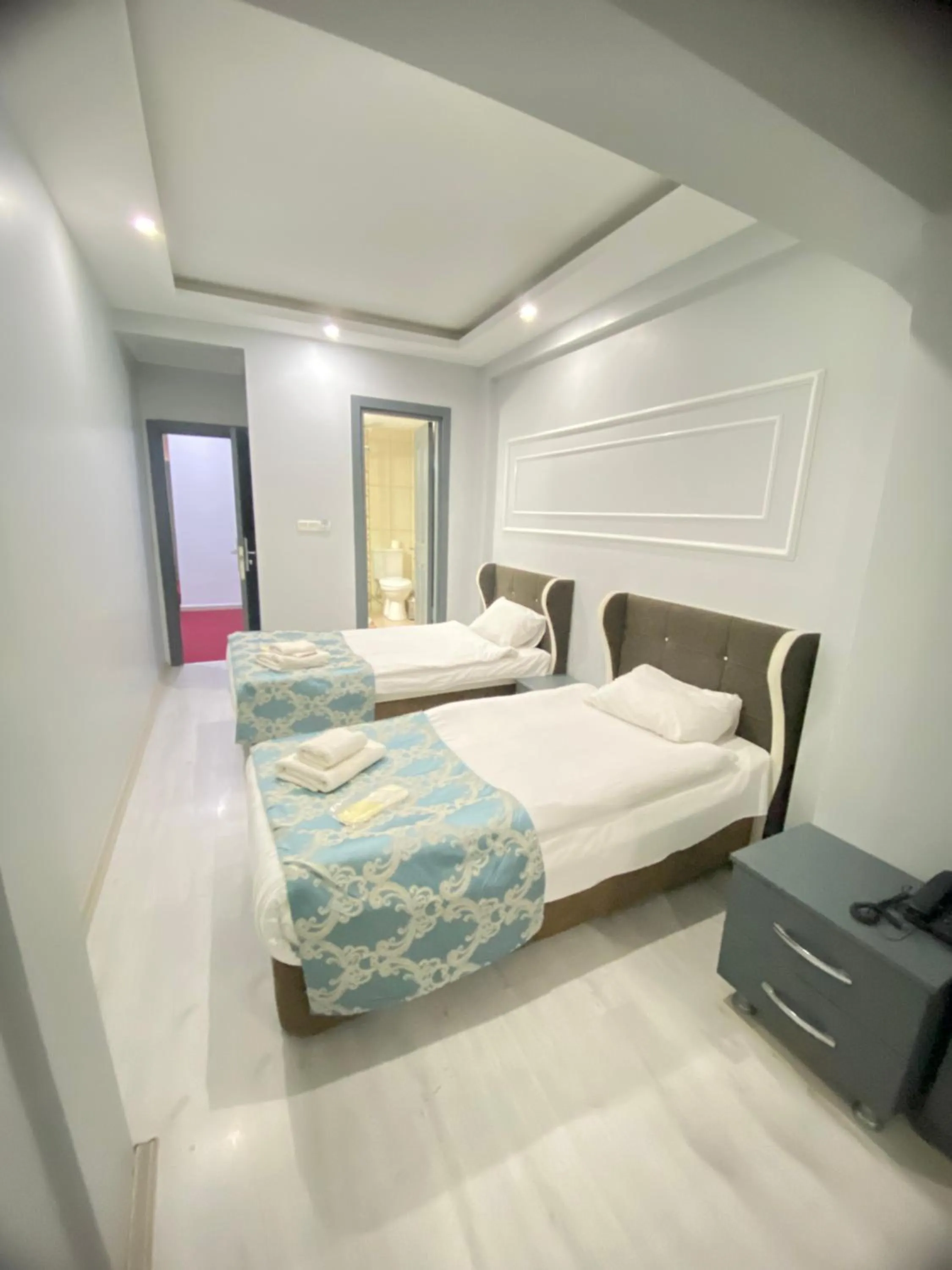 Double Room - single occupancy in Abam Hotel