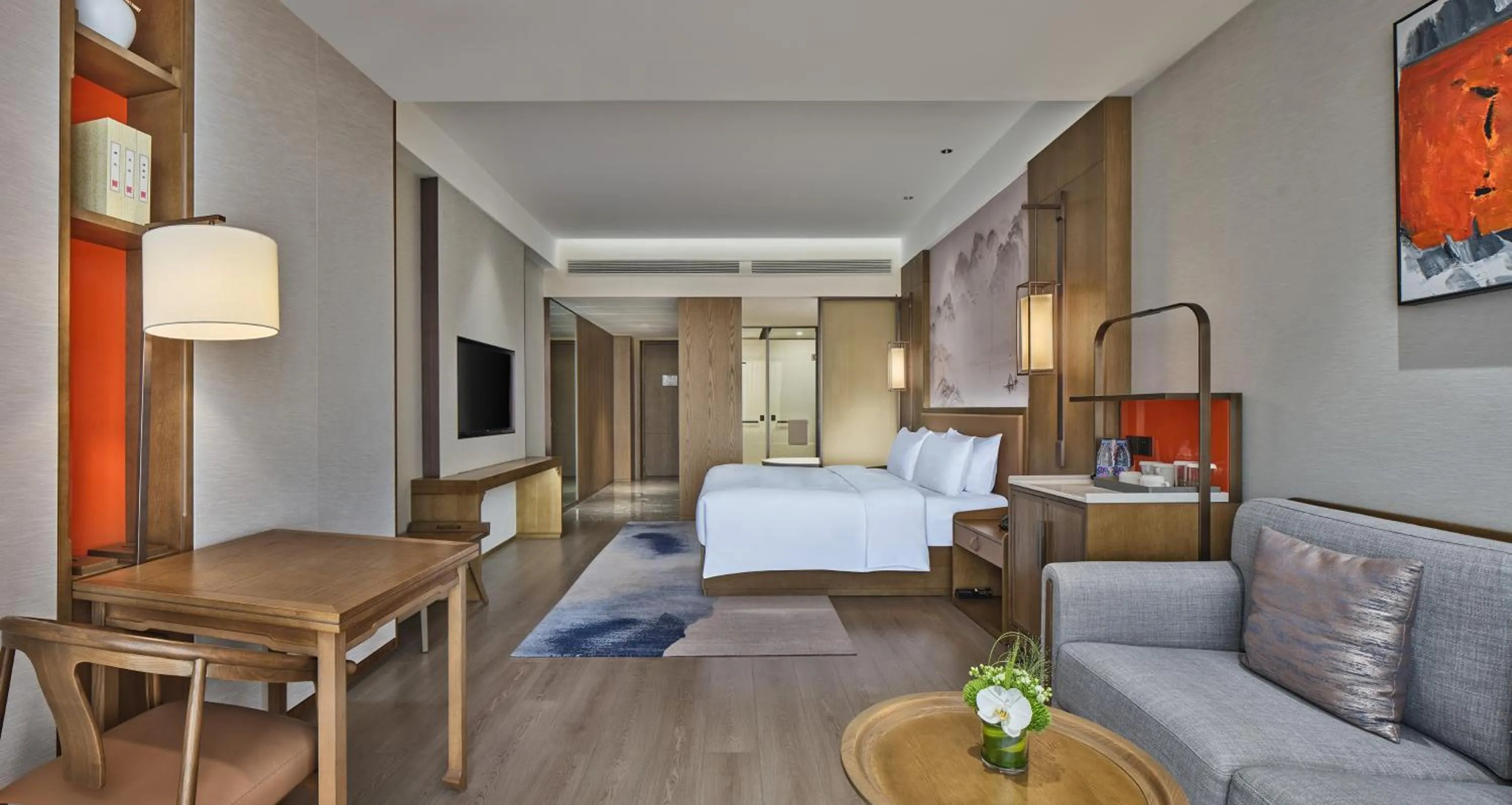 Premium King Room in Crowne Plaza Chengdu Wuhou by IHG