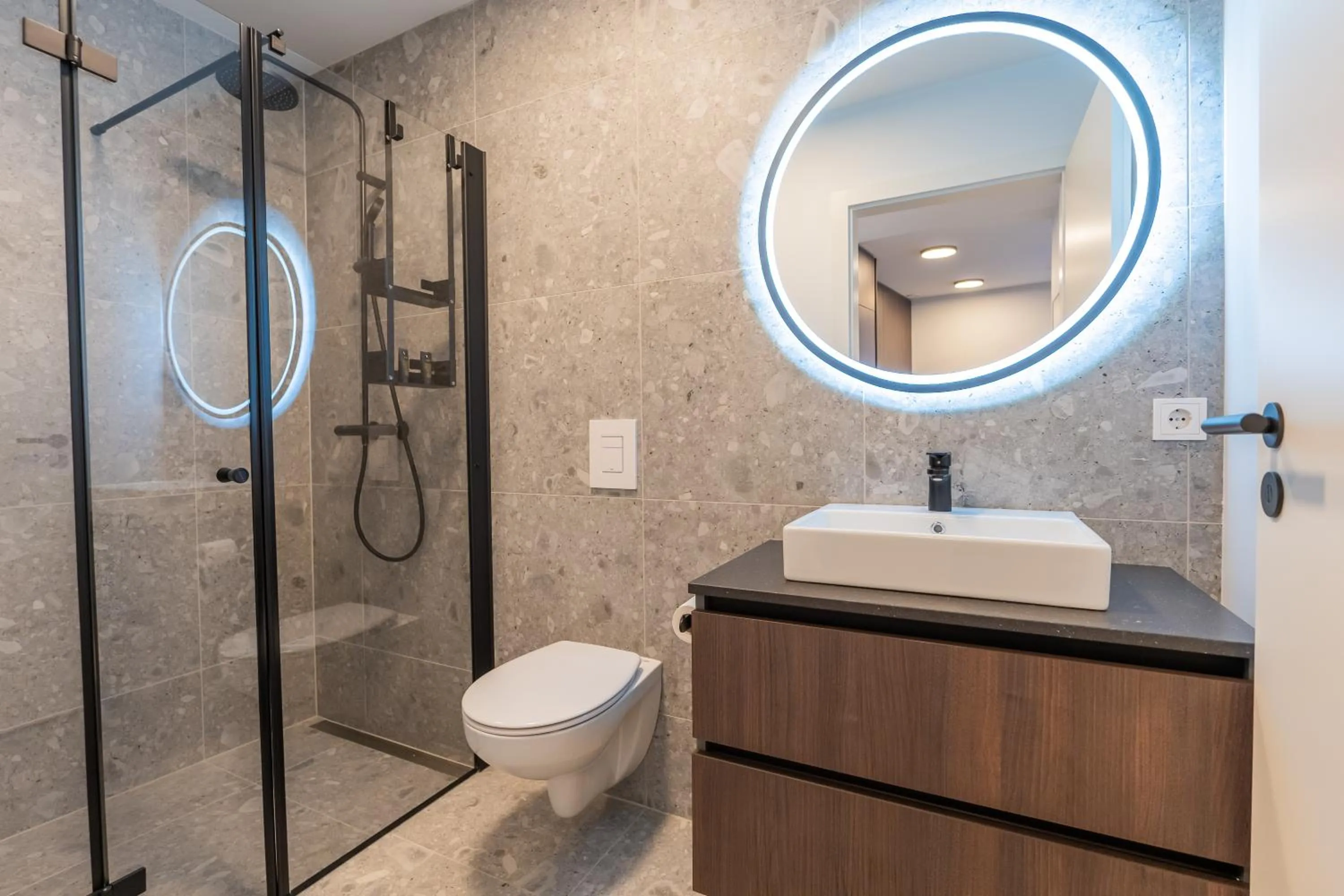 Large Deluxe Studio in Hlemmur Suites