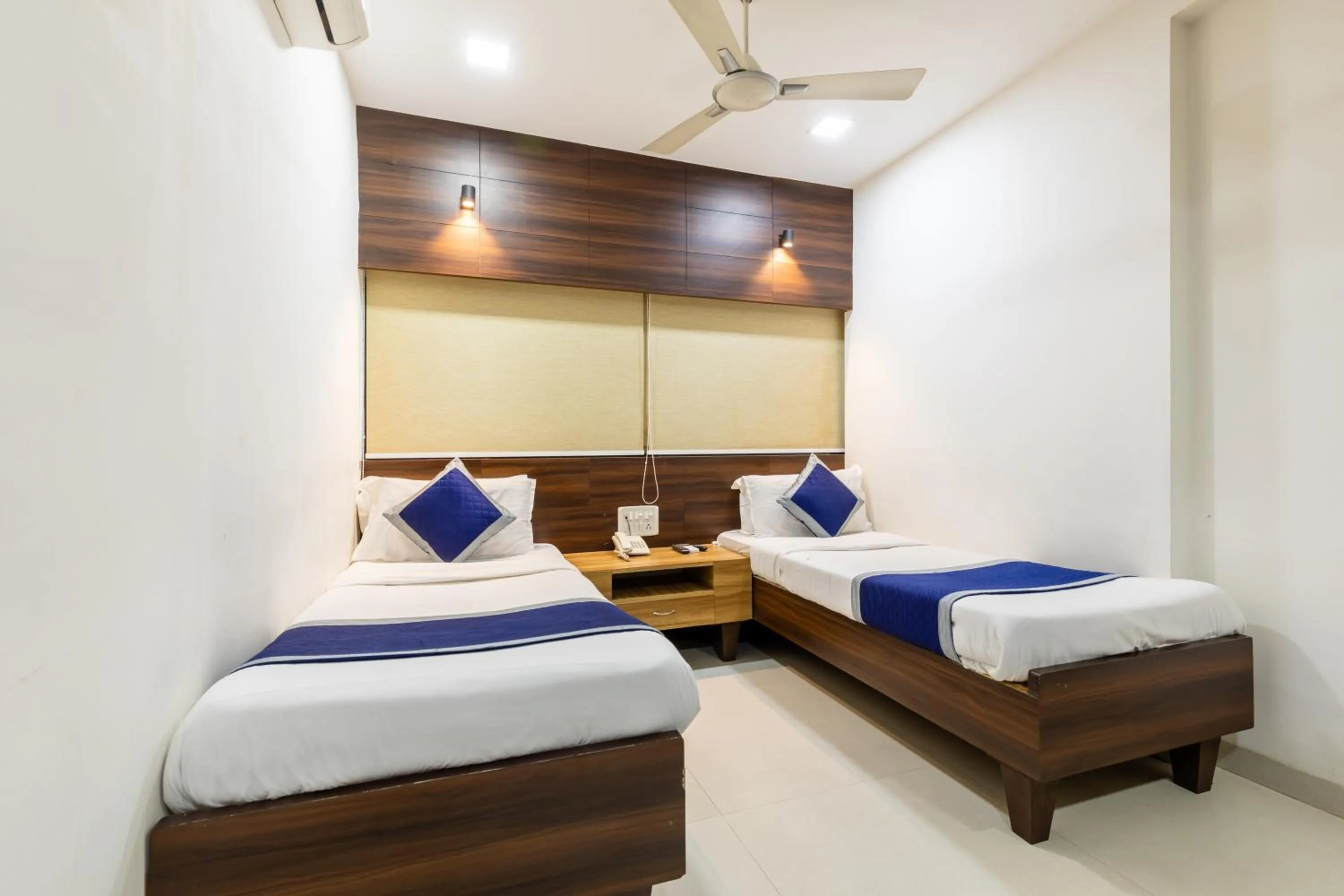 Deluxe Twin Room - single occupancy in Hotel Kalinga