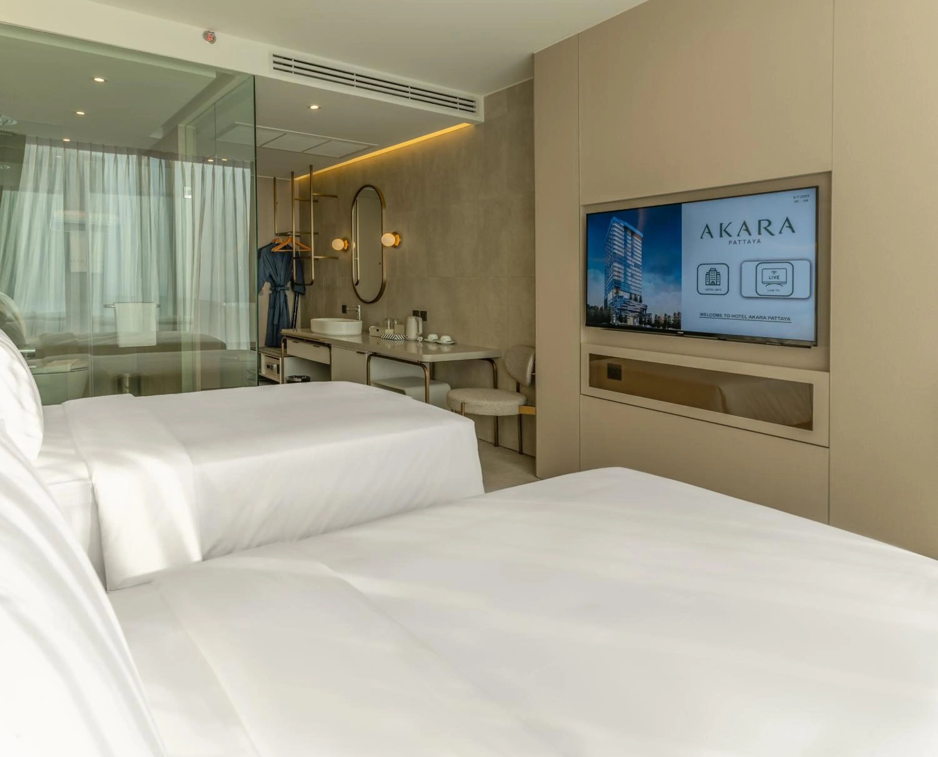 Aurora Deluxe Sea View Twin in Akara Hotel Pattaya