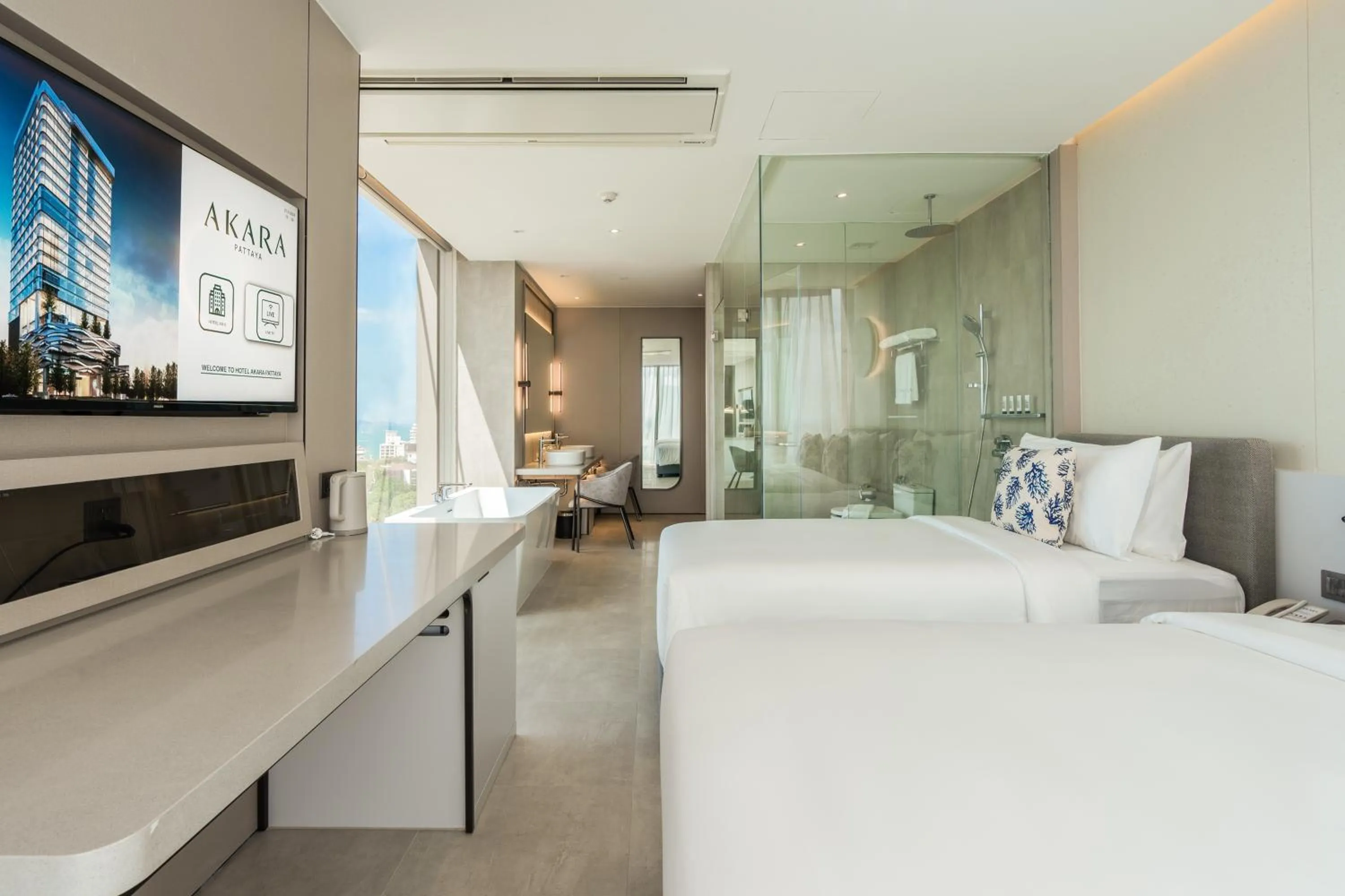 Stella Suite Triple in Akara Hotel Pattaya