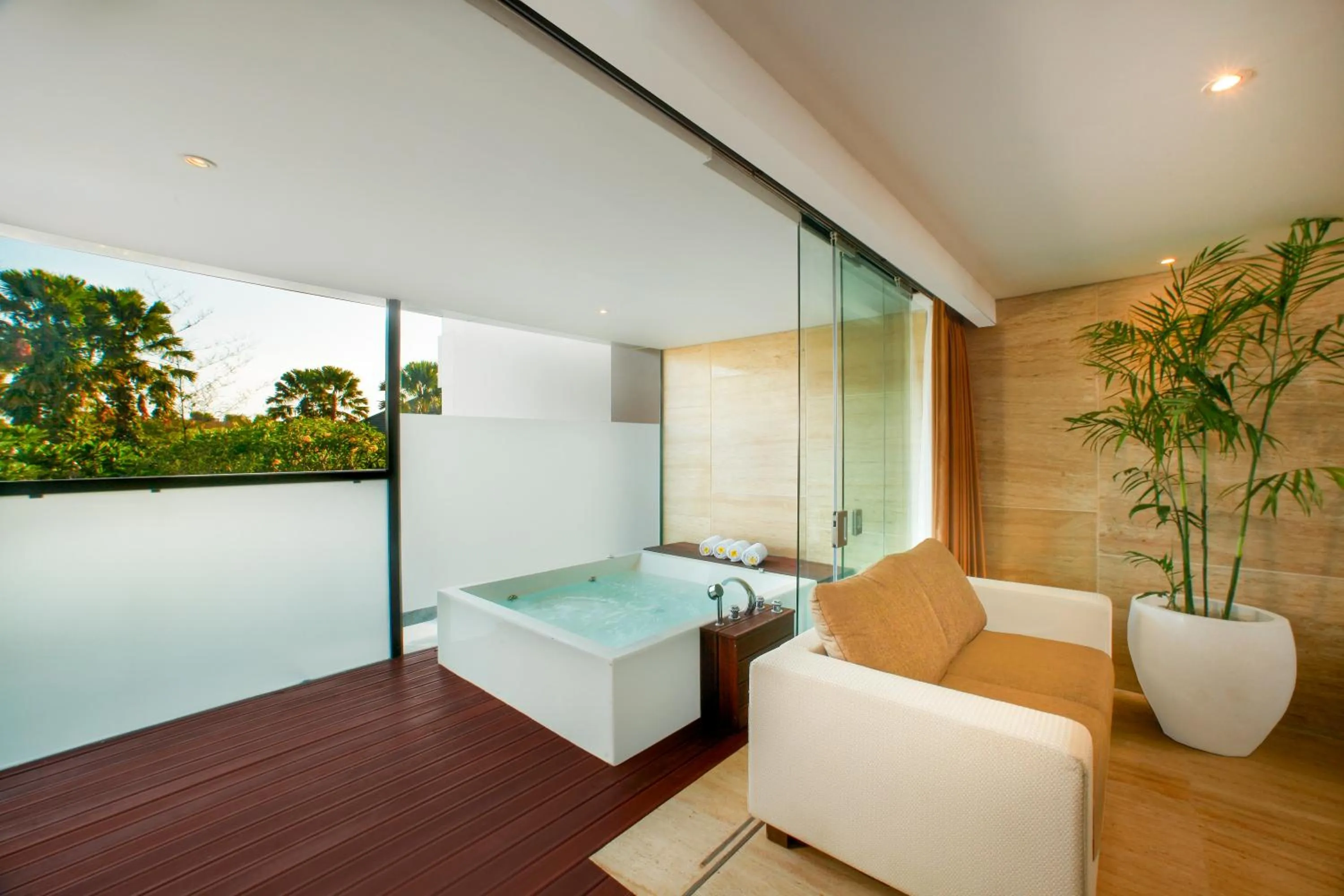 Devins Suite 2-Bedroom in de Vins Sky Hotel Seminyak