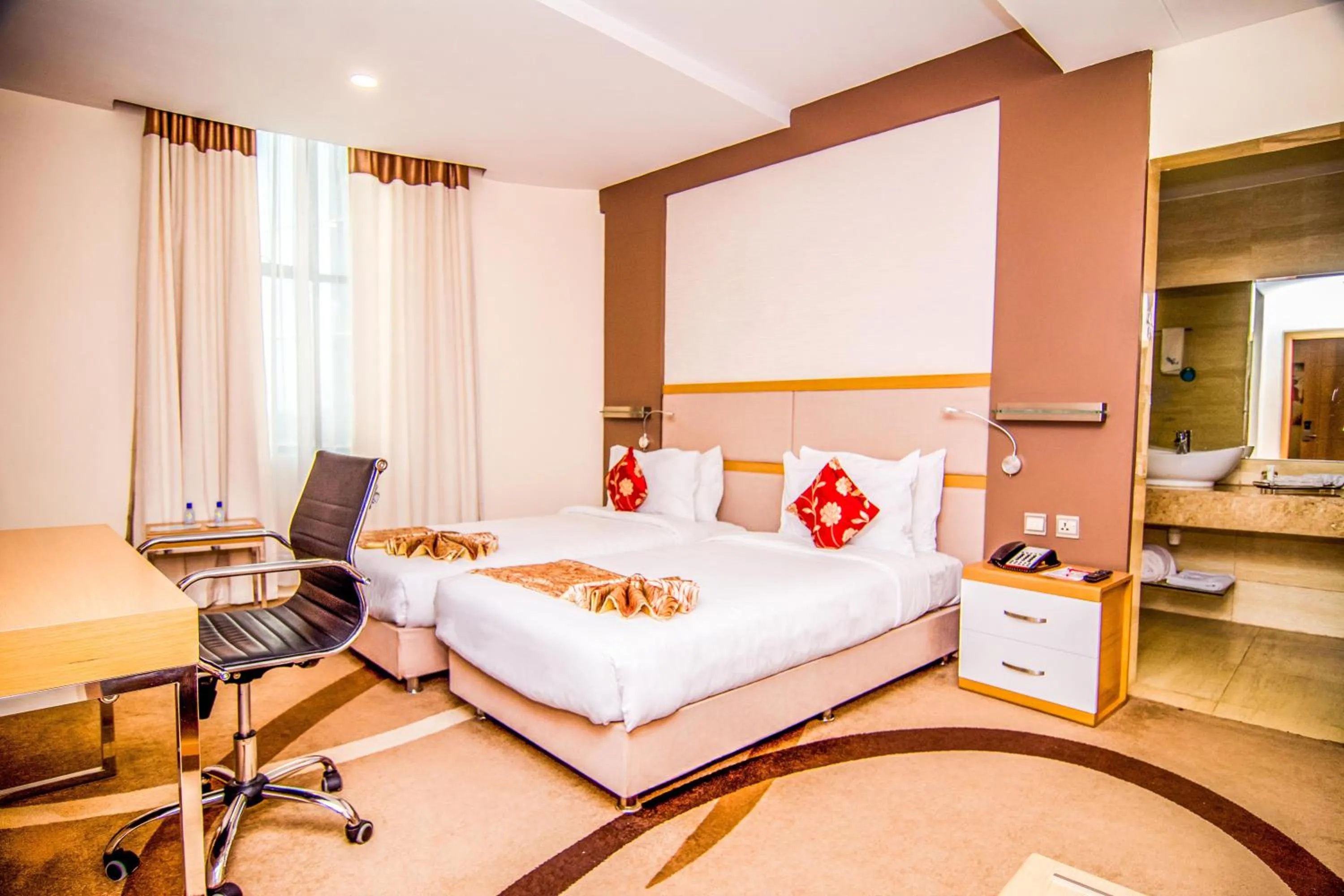 Standard Twin Room in PrideInn Azure Hotel Nairobi Westlands