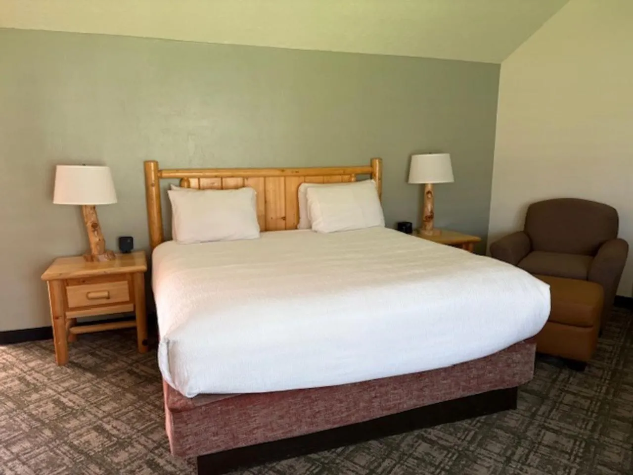 King Room with Walk-in Shower - Non-Smoking in Best Western East Zion Thunderbird Lodge