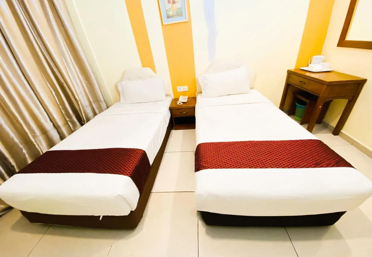 Deluxe Twin Room in Sun Inns D2 @ Seri Kembangan