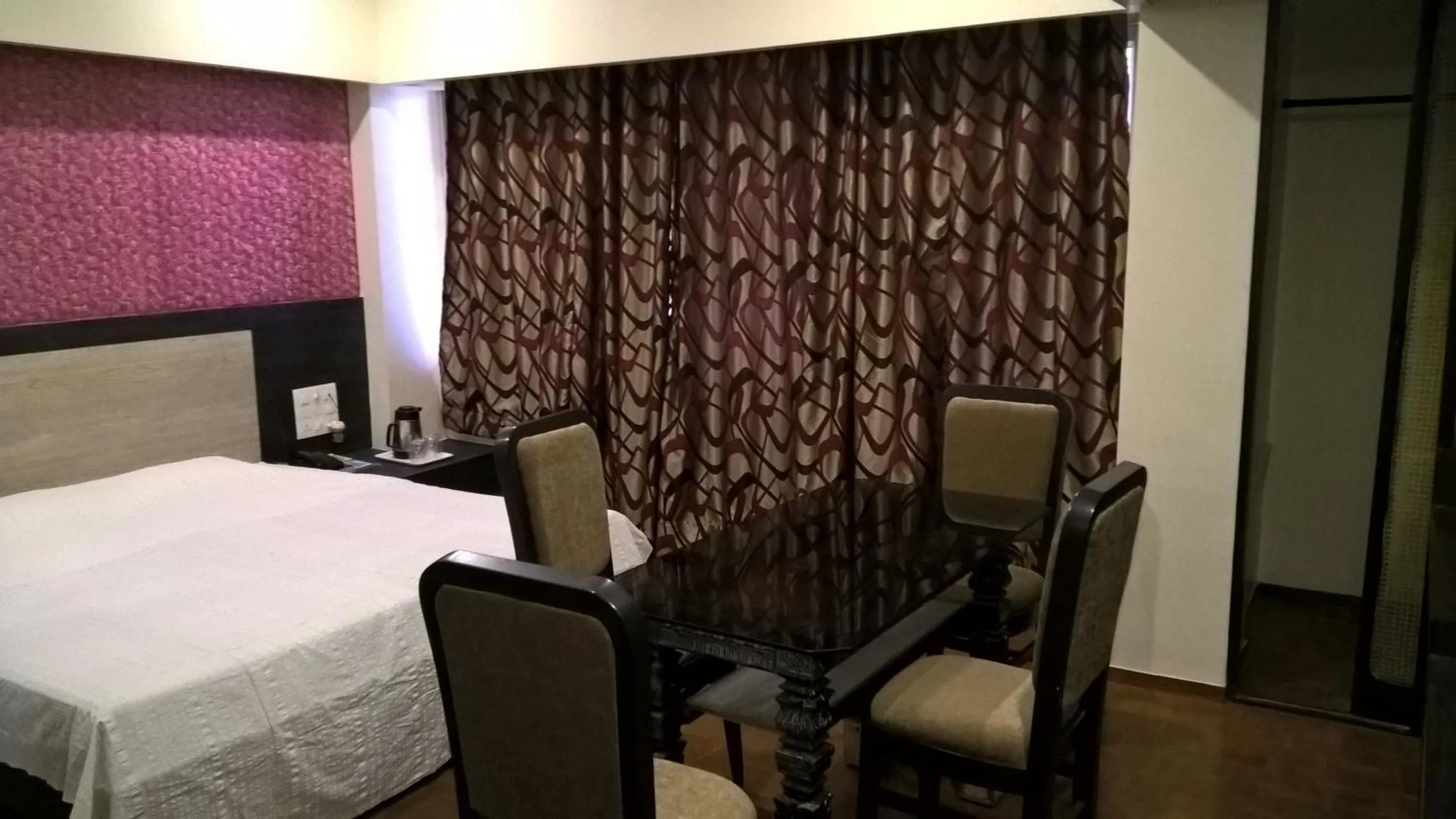 Family Suite in Hotel Supreme