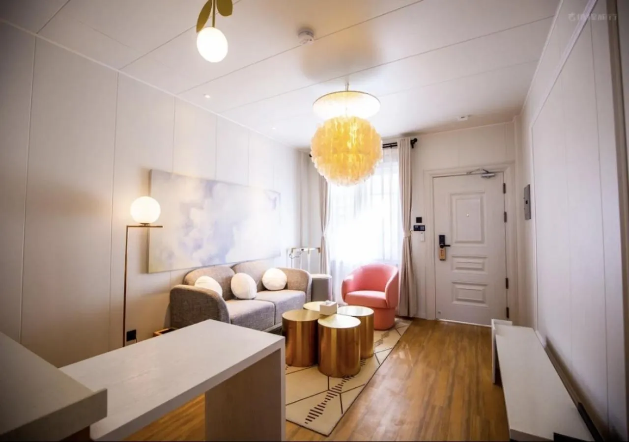 Double Room with Private Bathroom in Discovery Saipan Hotel