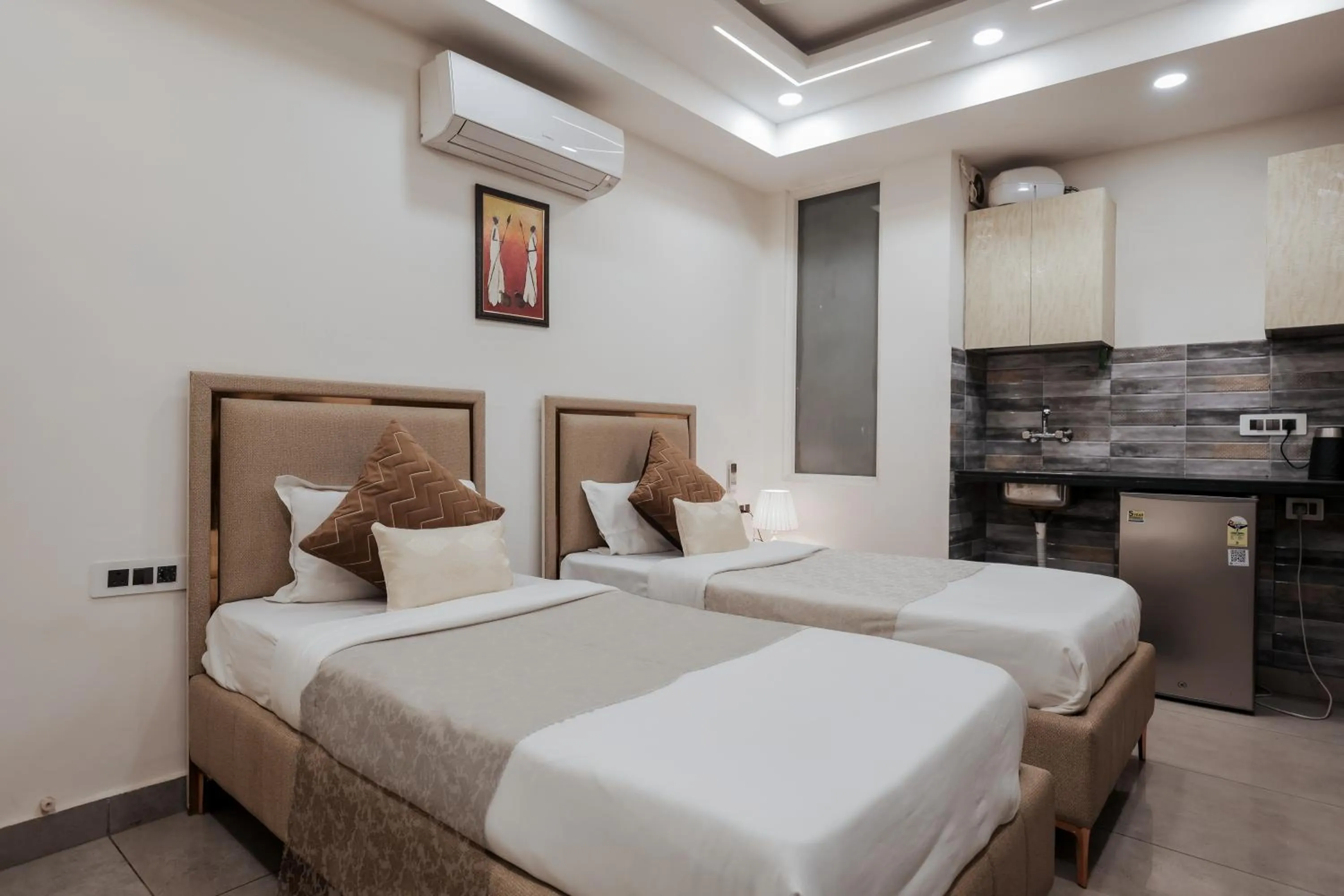 Double or Twin Room with City View - single occupancy in Micasa Homes