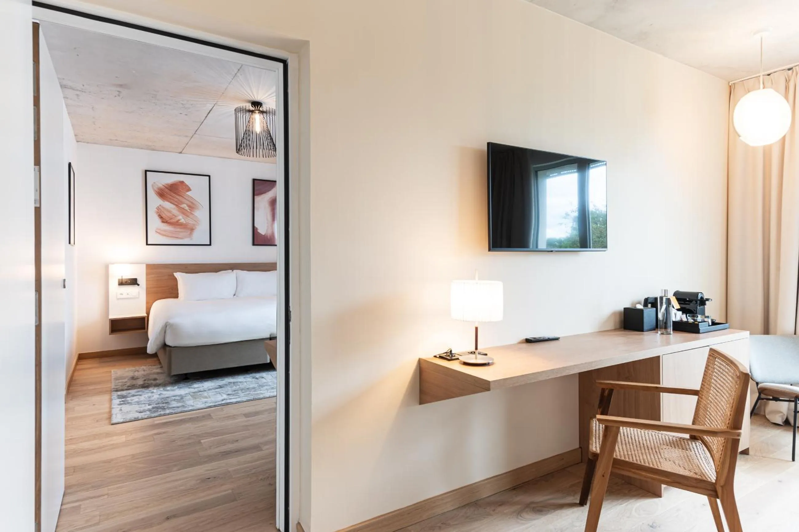 Super Standard King Room with Balcony in voco Beaune , Cité des Vins by IHG