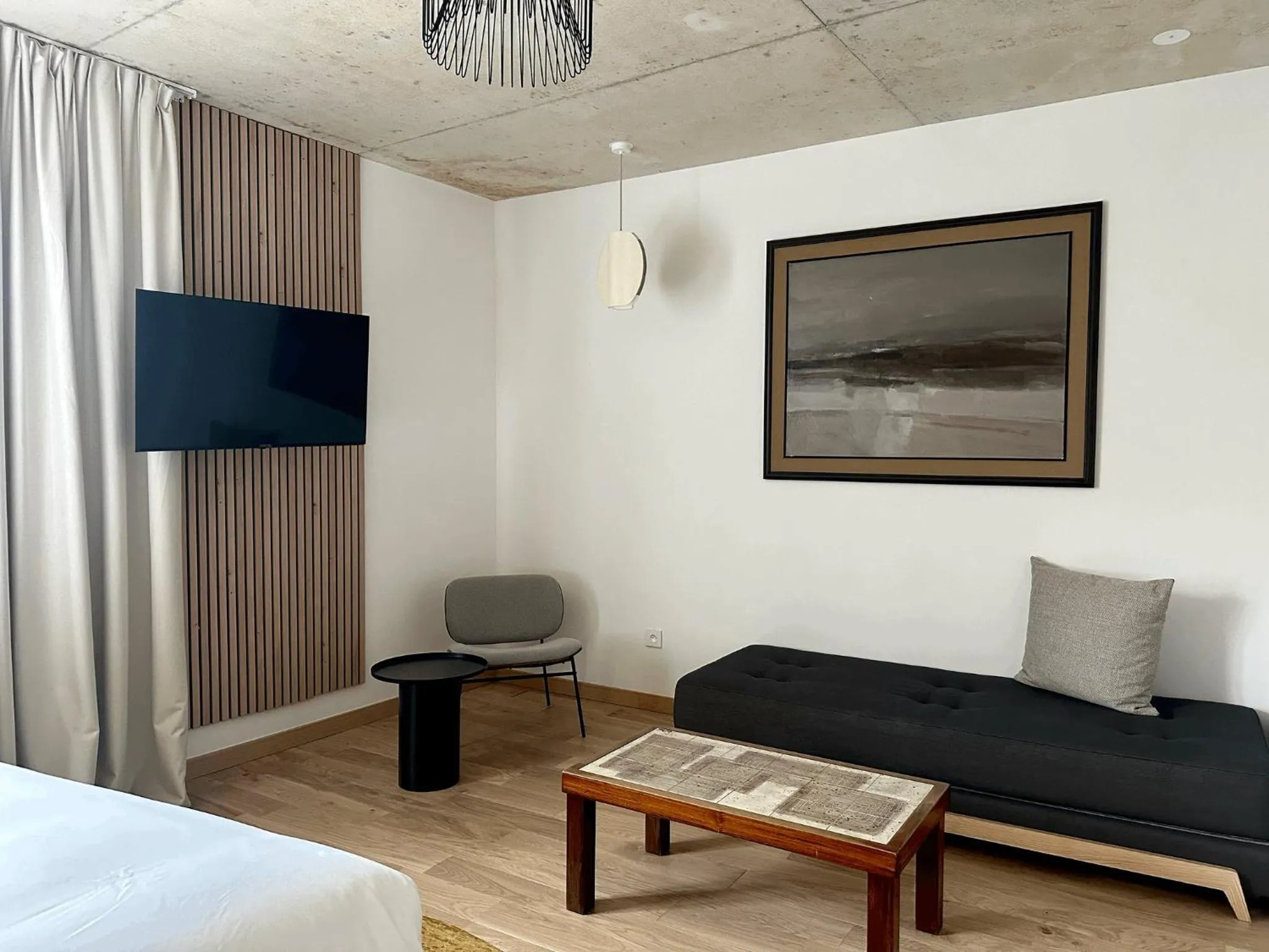 Super Premium King Room with Sofa Bed and Garden View in voco Beaune , Cité des Vins by IHG