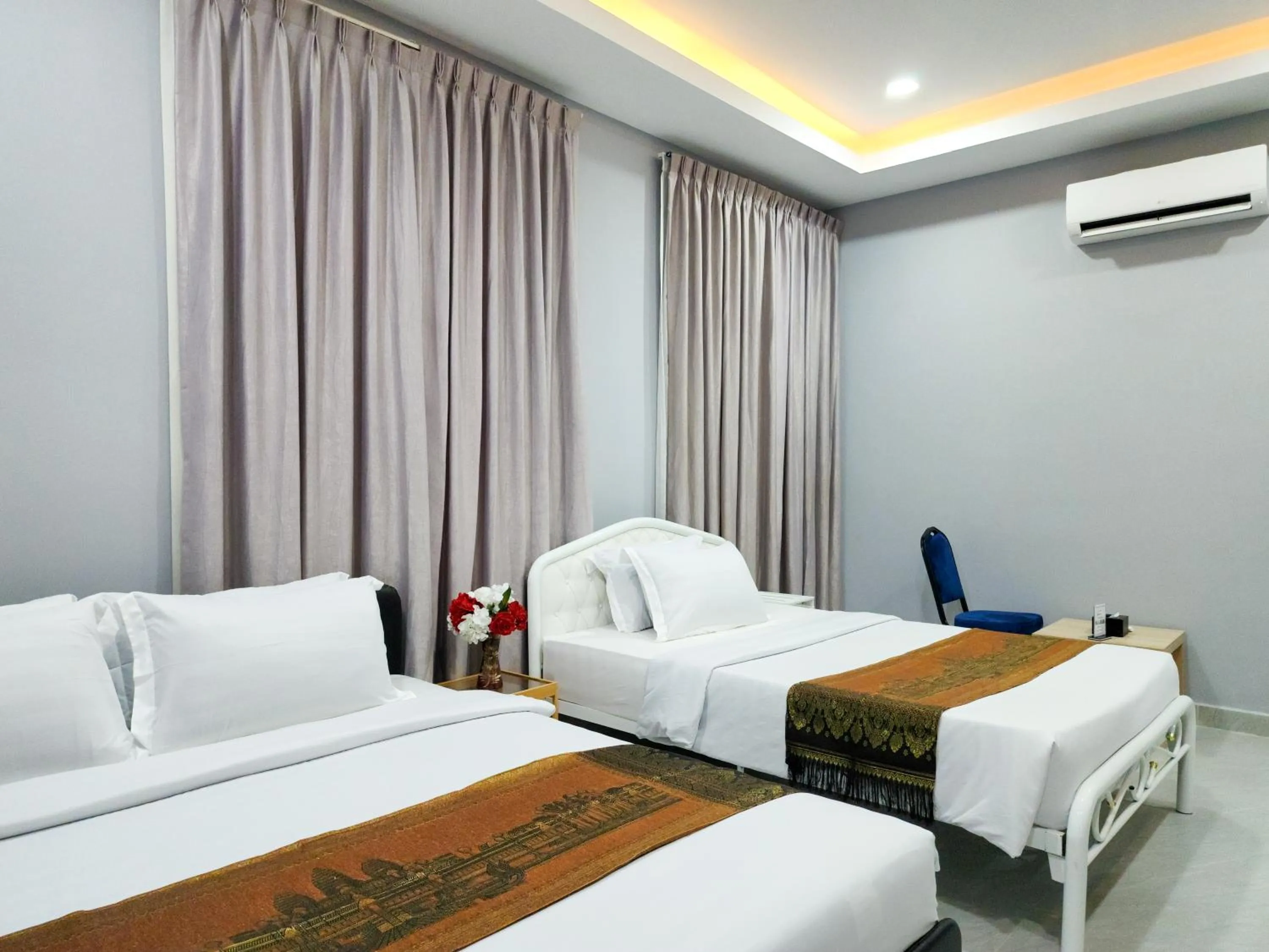 Deluxe Twin Room in BKK Concept Hotel