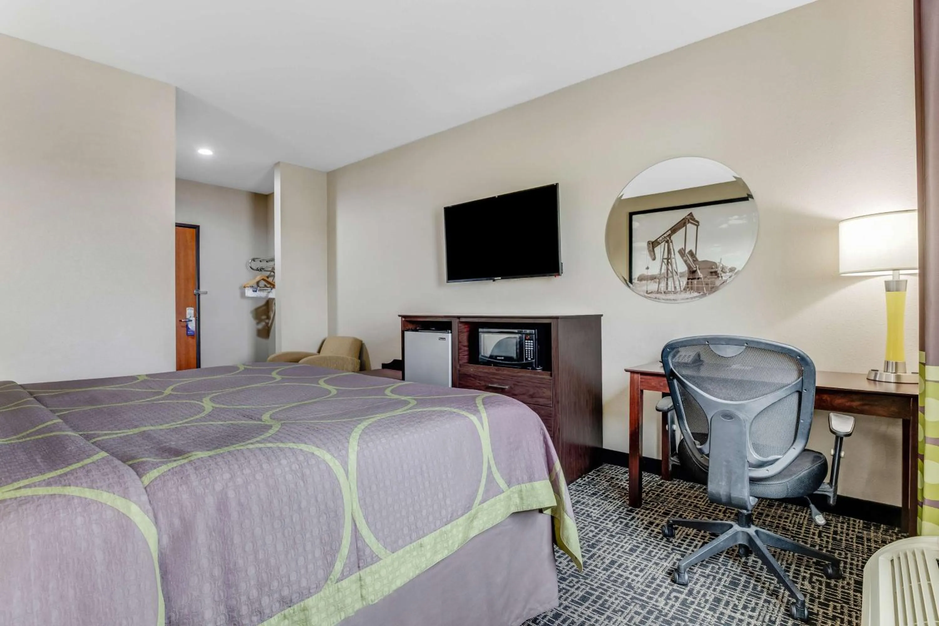 King Room - Non-Smoking in SureStay Plus Hotel by Best Western Owasso Tulsa North