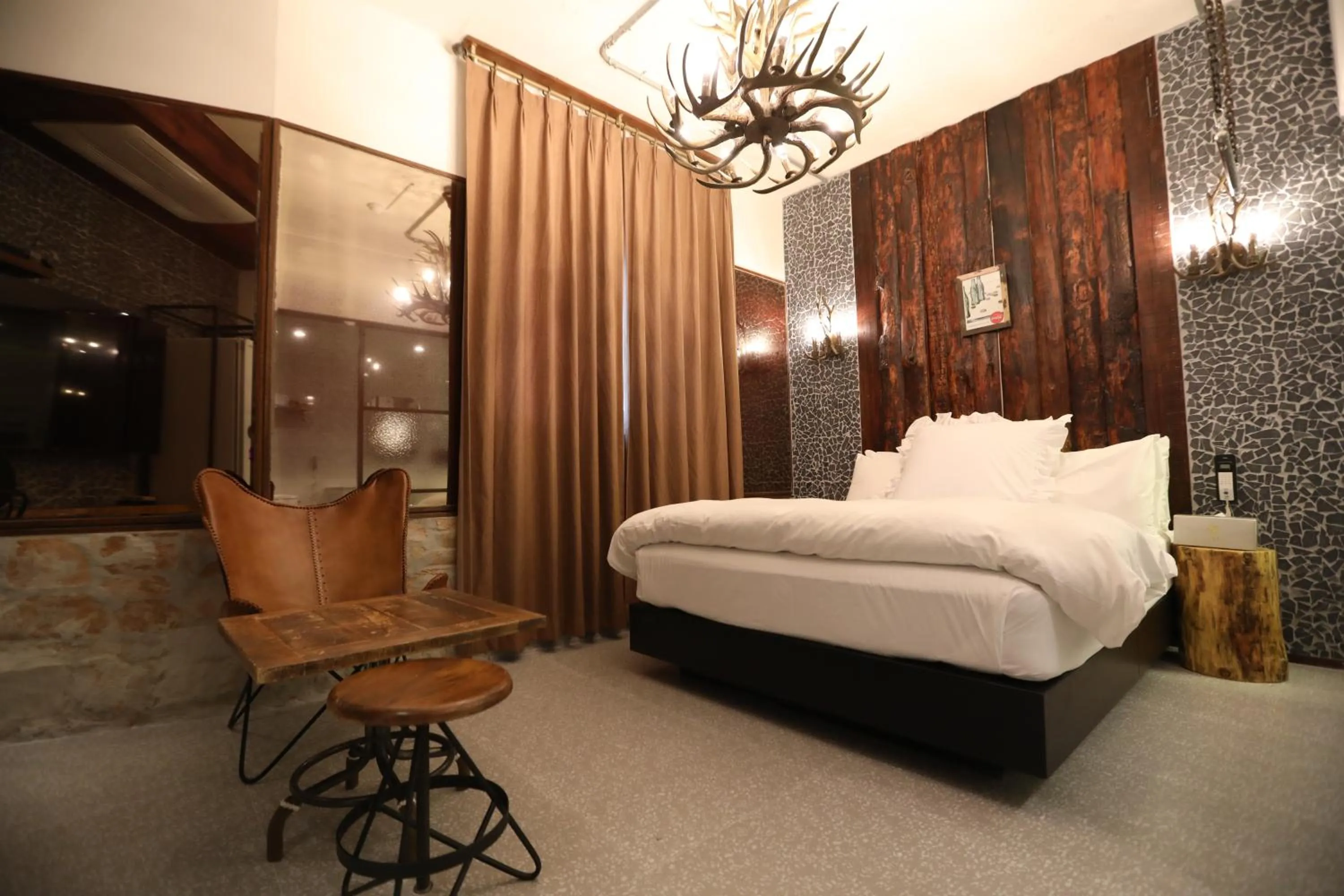 Junior Suite in February Hotel SeongSeo