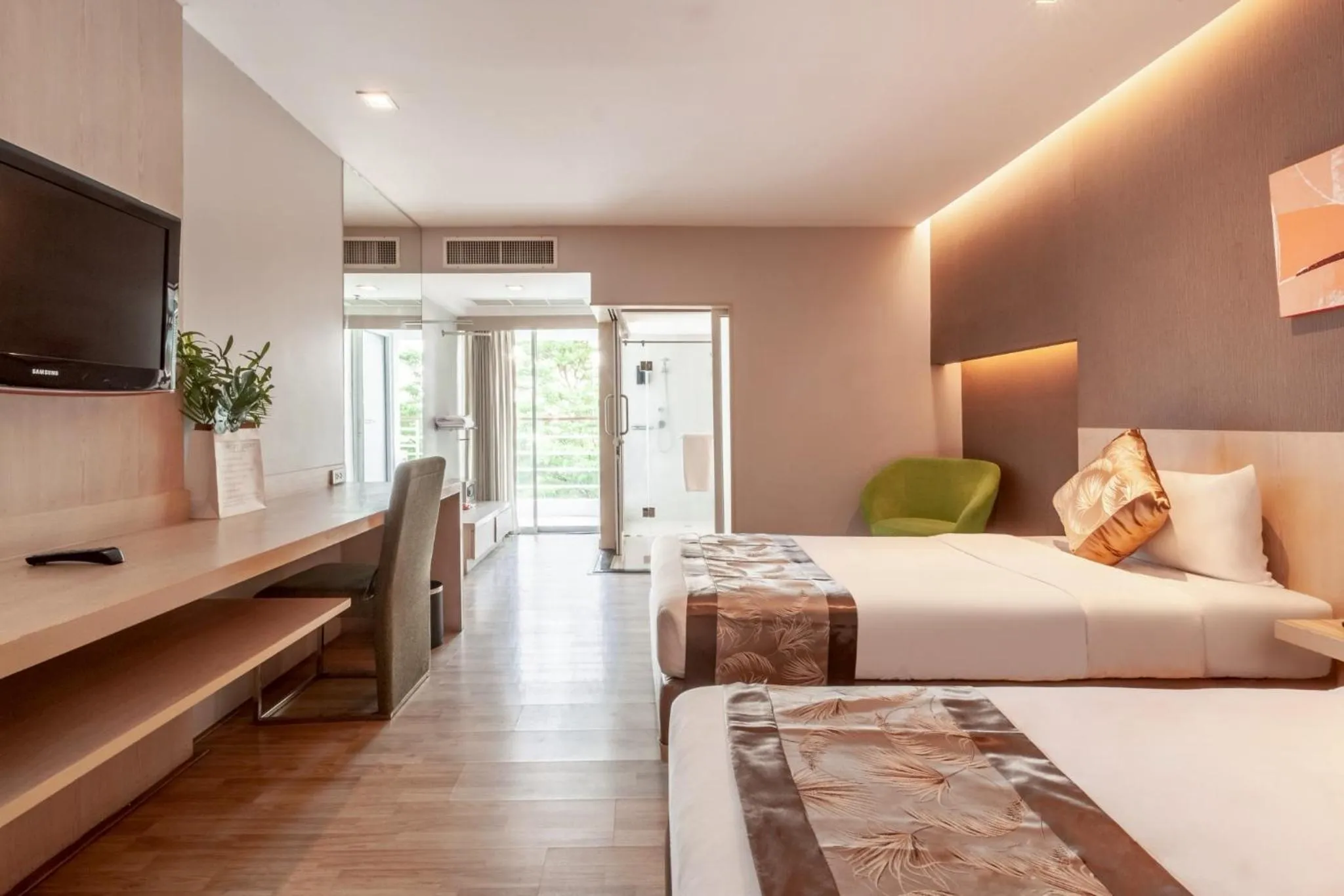 Superior Twin Room in Palette Hi Hotel Bangkok