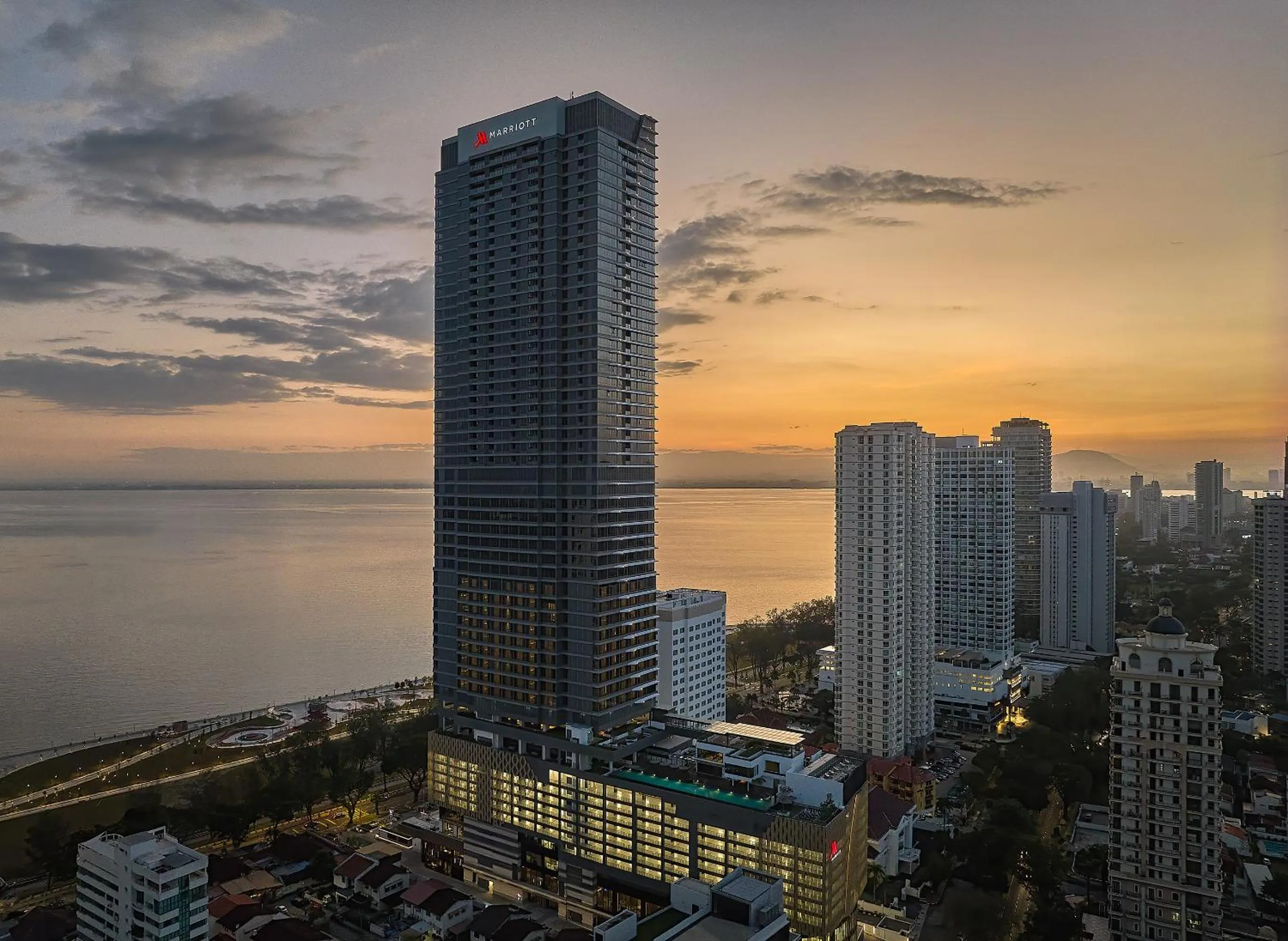 One-Bedroom King Suite - City View in Penang Marriott Hotel