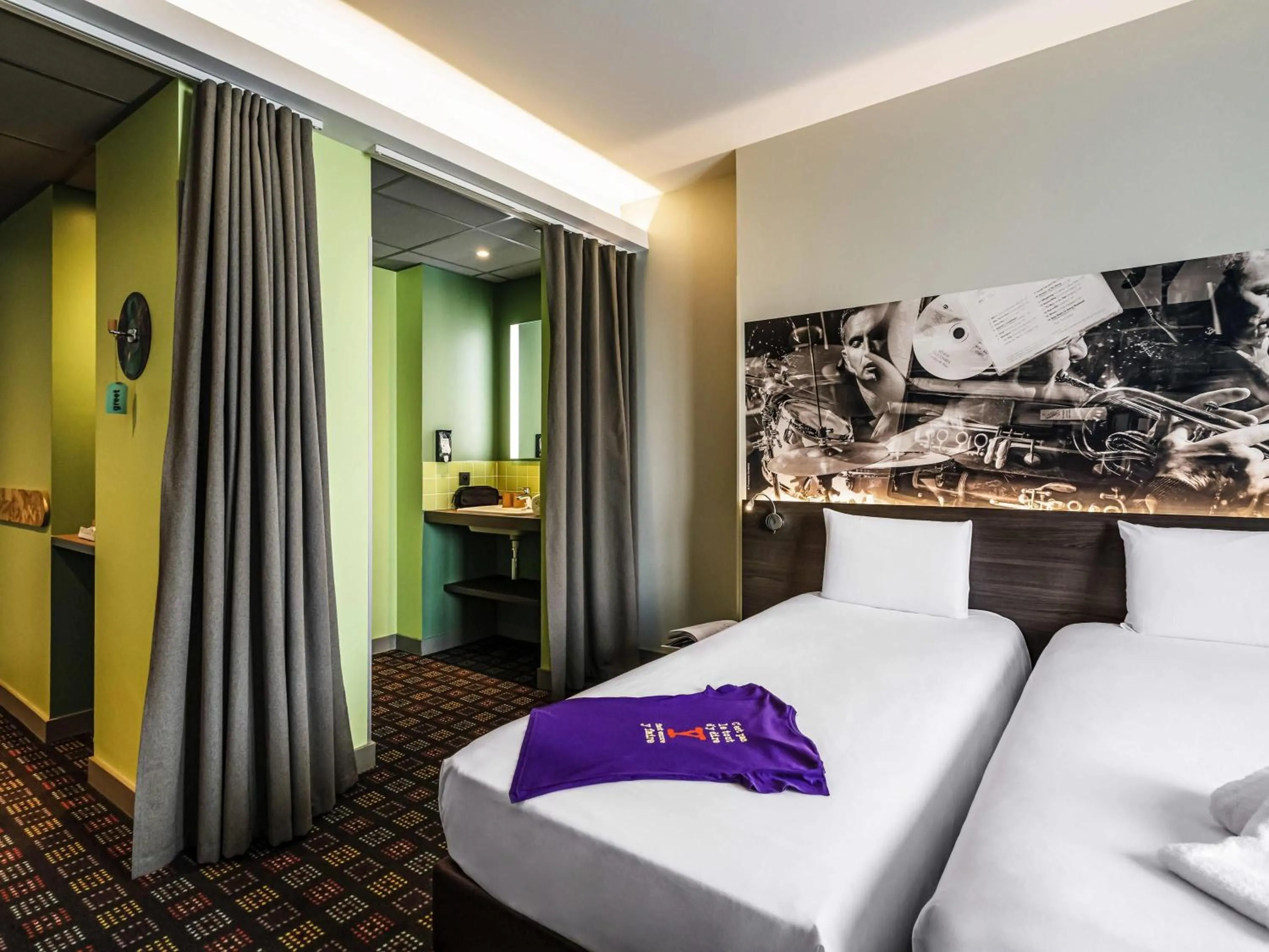 Twin Room "Pop" in Greet Hotel Lyon Confluence