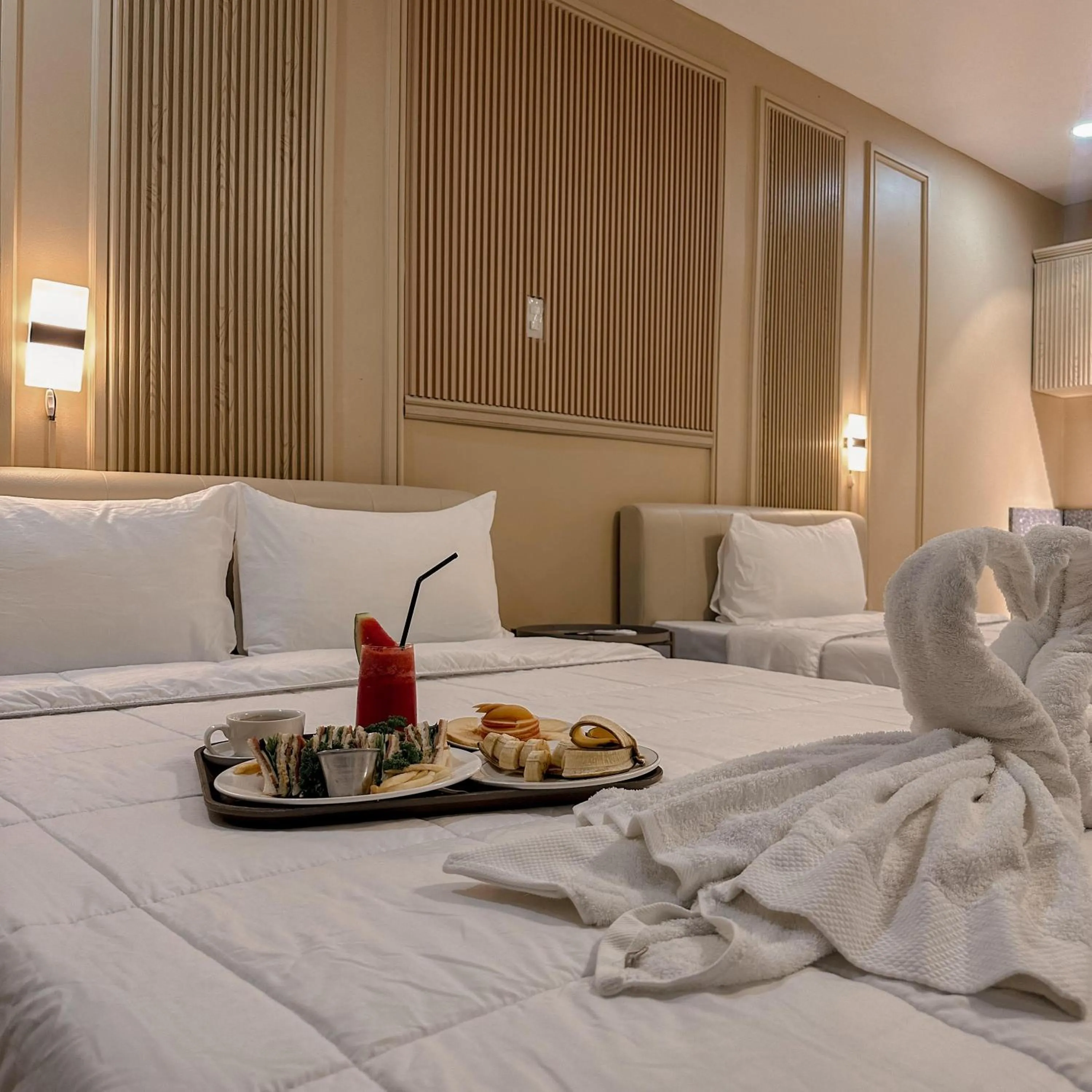 Standard Twin Room in Clark CU Hotel