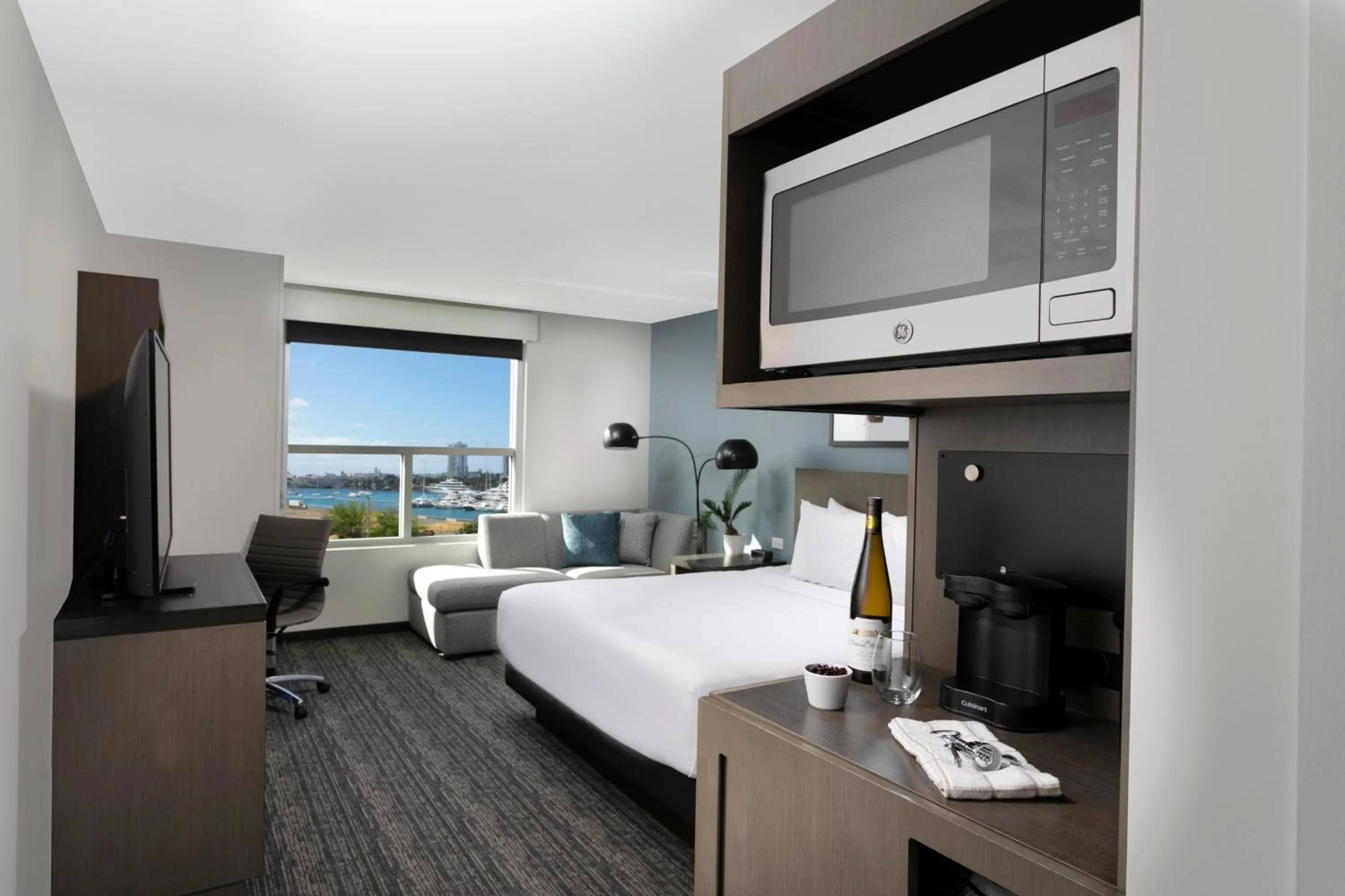 King Room with Bay View in Hyatt House San Juan