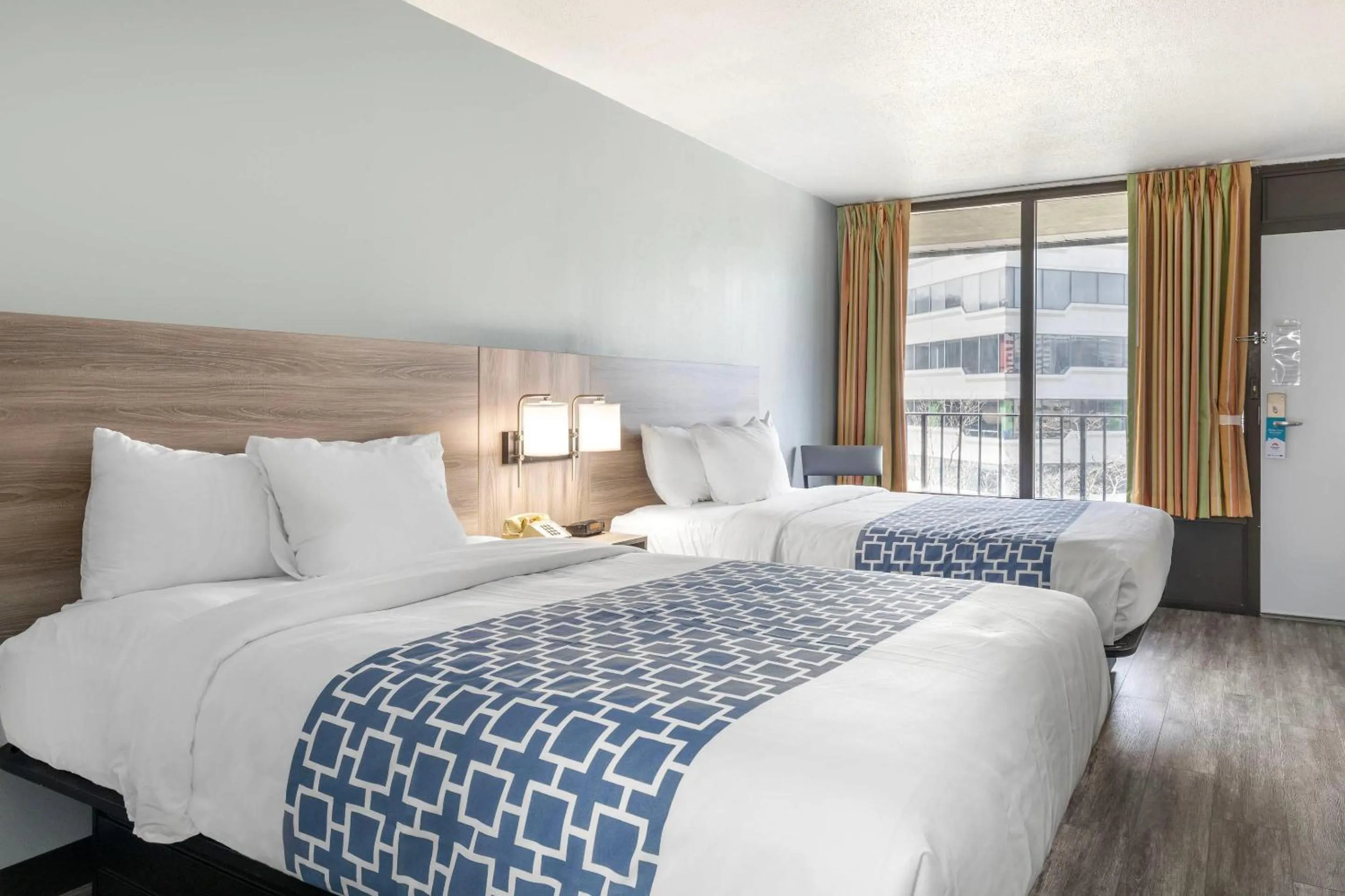 Efficiency Quadruple Room - Non Smoking/Exterior Hall in Suburban Studios Tysons Corner