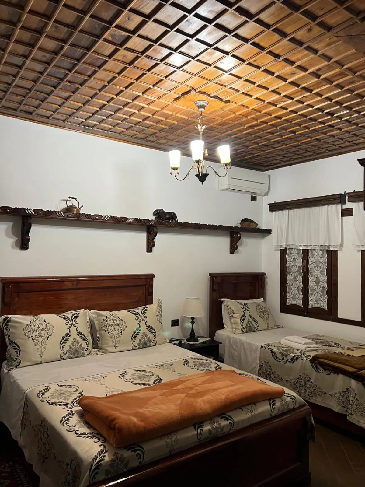 Deluxe Triple Room in Hotel Kaceli