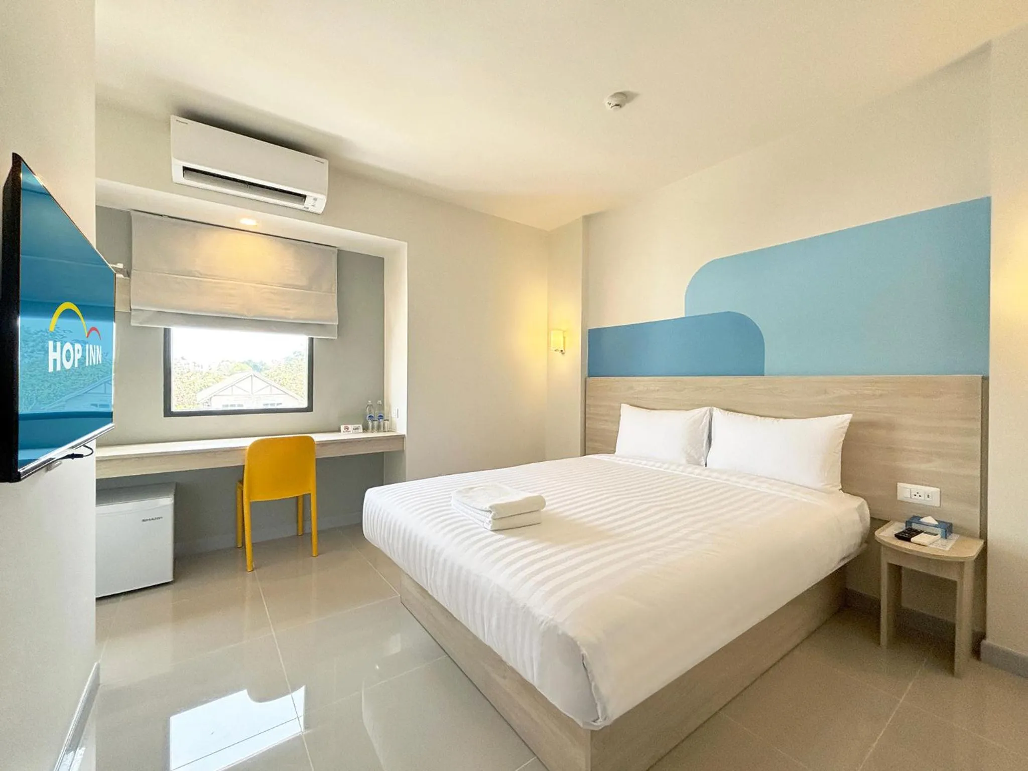 Standard Double Room in HOP INN Suphanburi