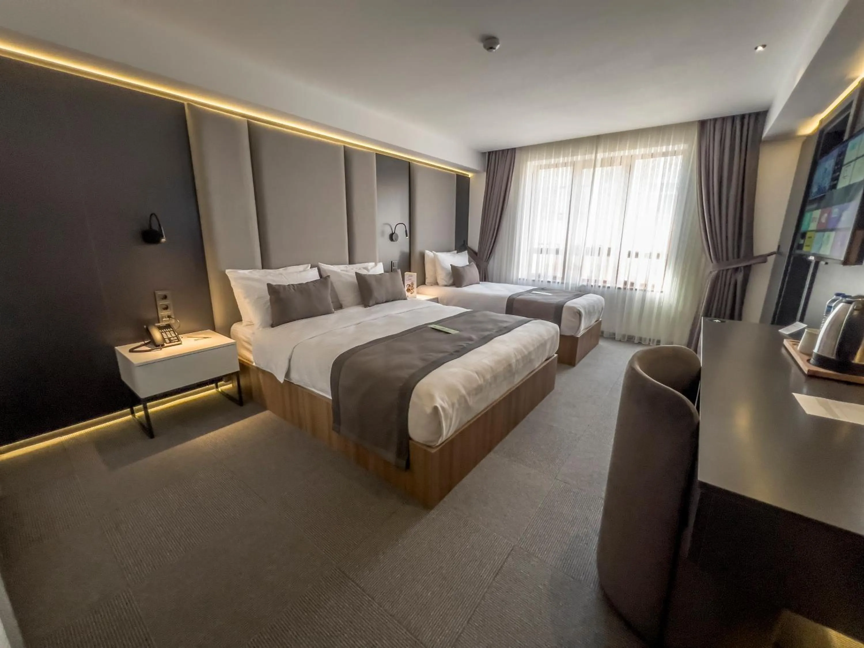 Deluxe Family Room in Sera Lake Center Hotel