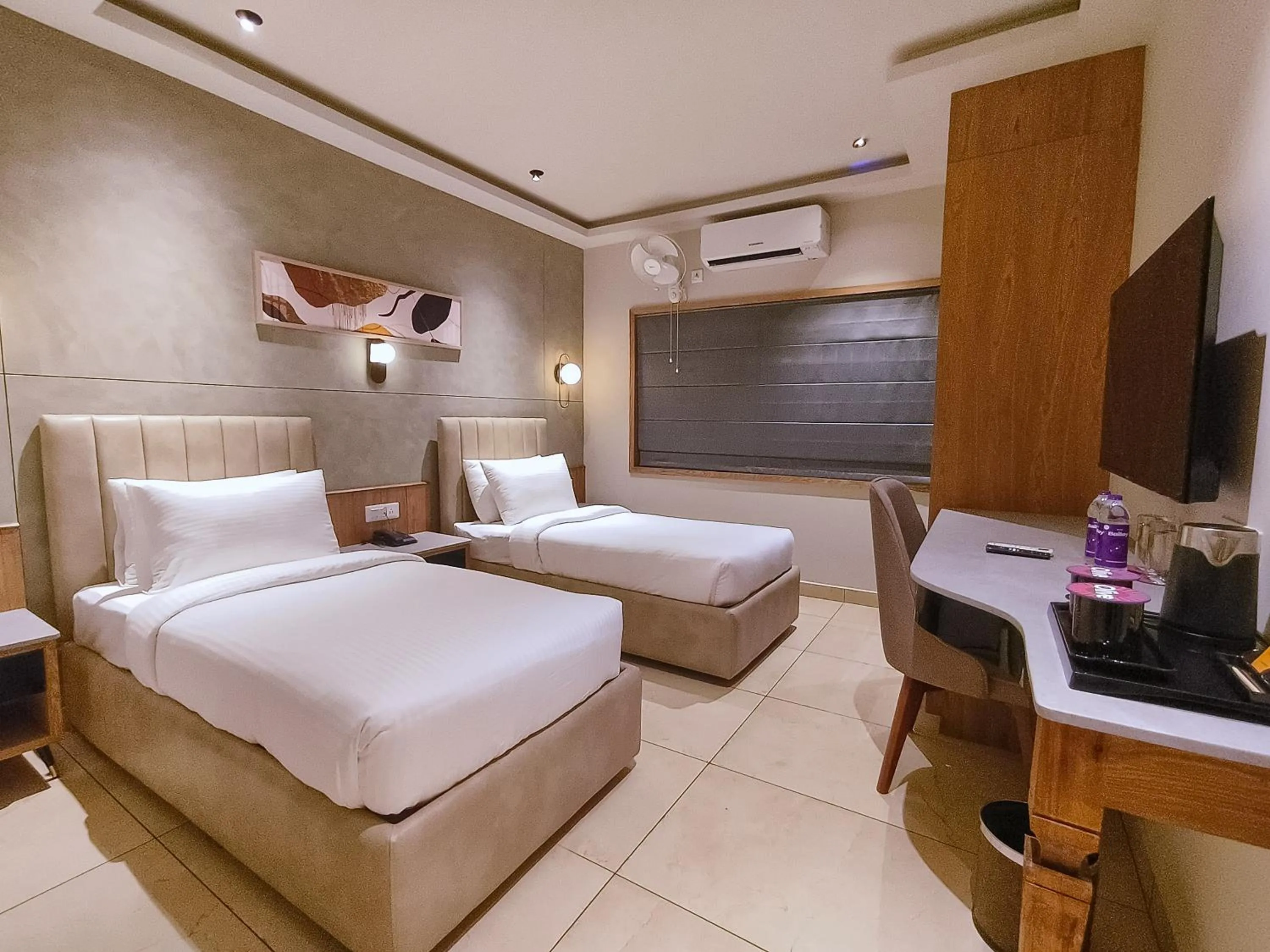 Standard Twin Room in Olive Hotel Le Opera by Embassy Group