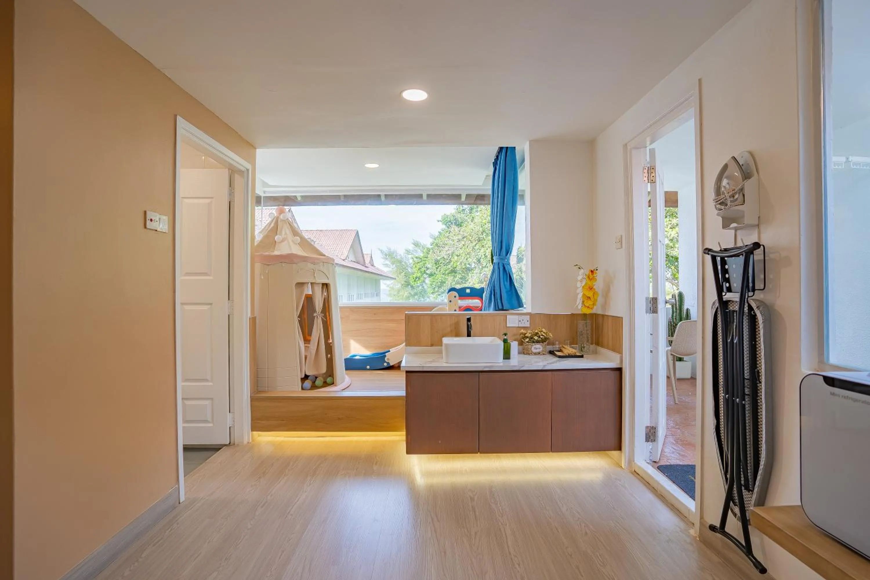 FANTASY MOONLIGHT SUITE in BIDONG VIEW RESORT