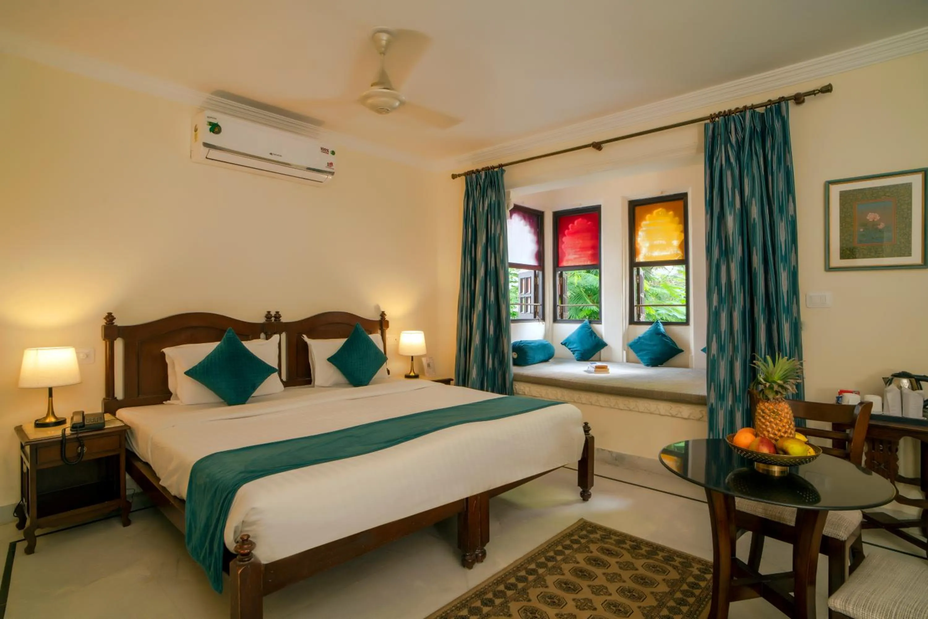 Superior Queen Room in Swaroop Vilas - Lake Facing Boutique Hotel