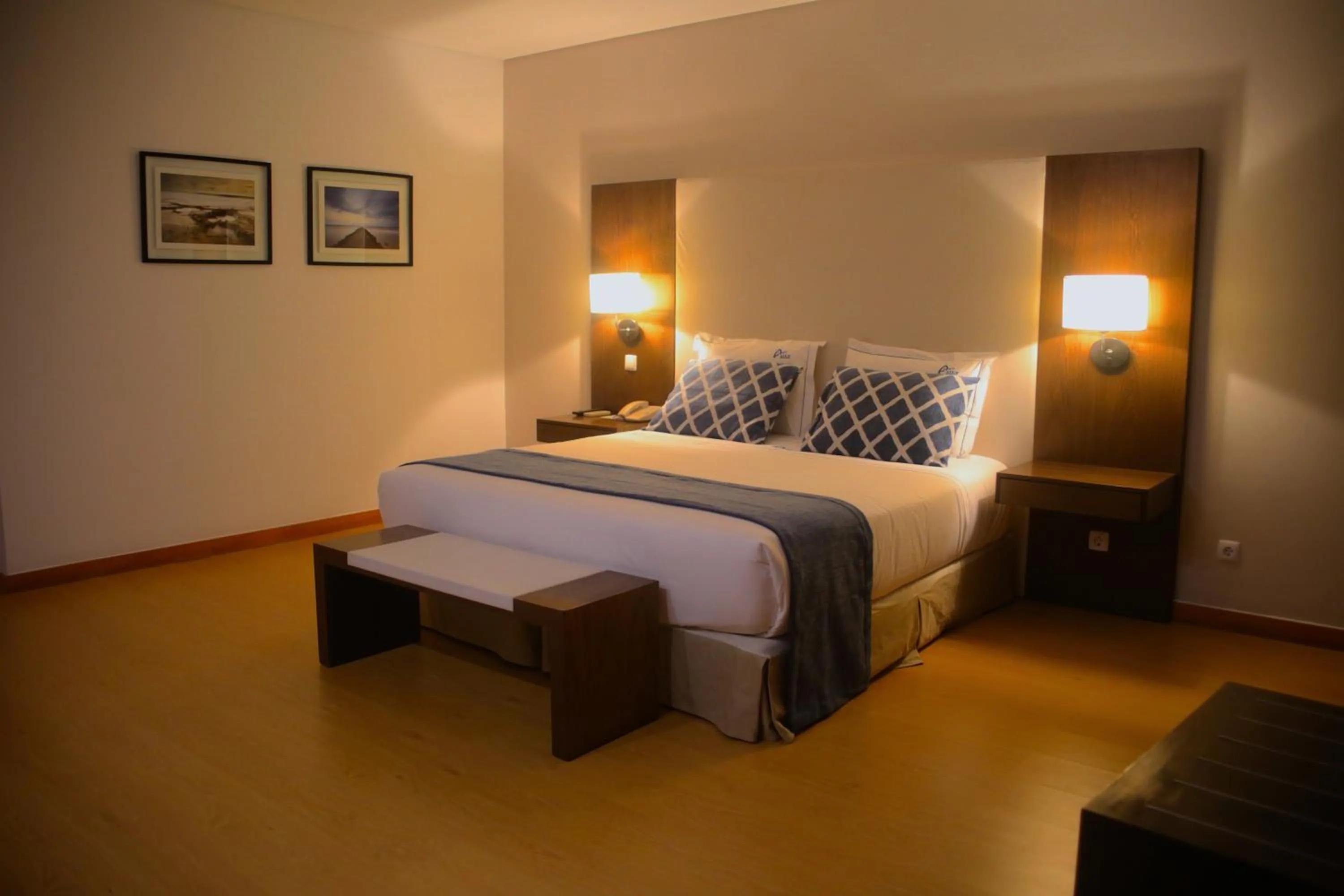 Deluxe Single Room with Balcony - single occupancy in Afrin Prestige Hotel