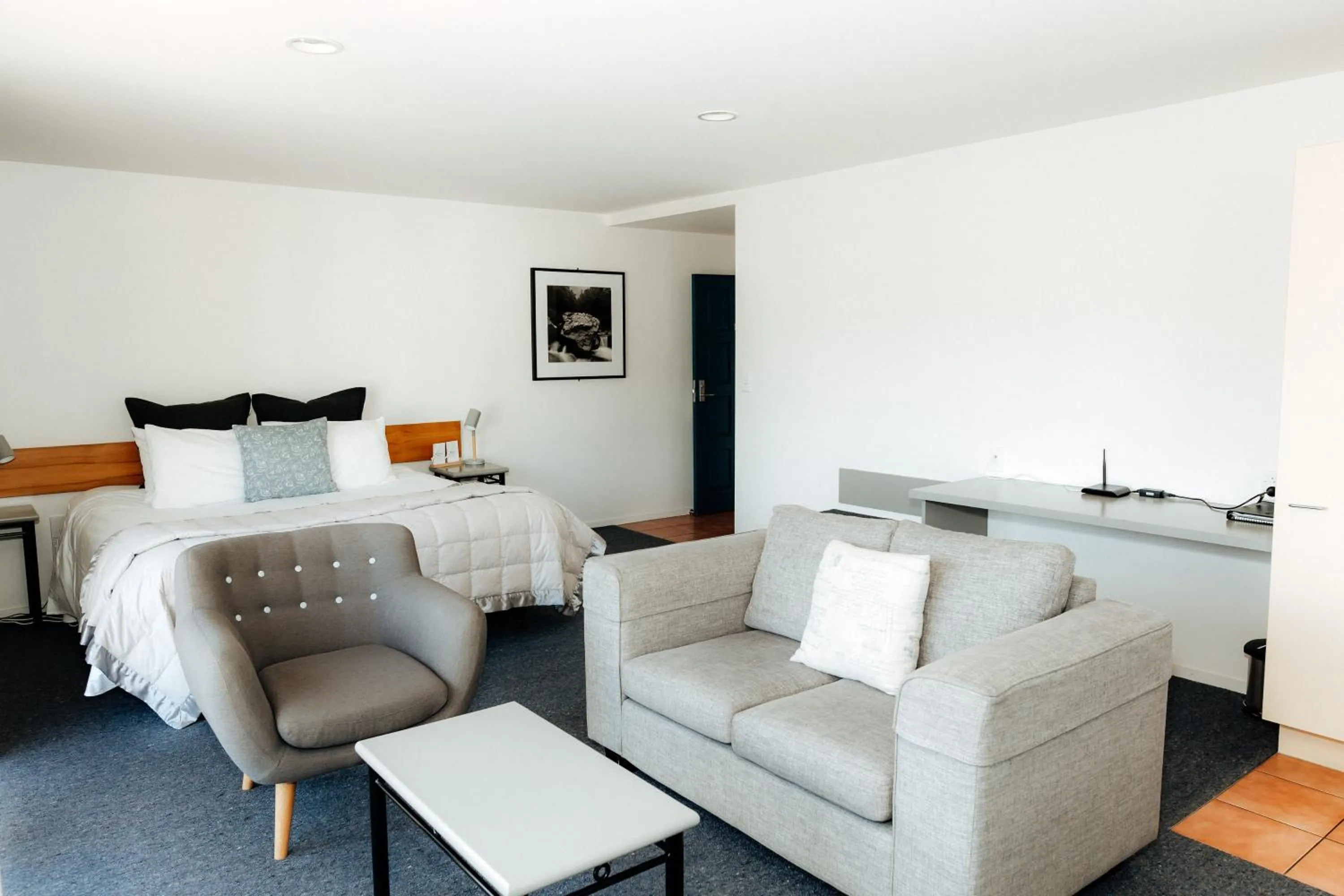 Ground Floor Studio with Sea View  in Akaroa Criterion Motel