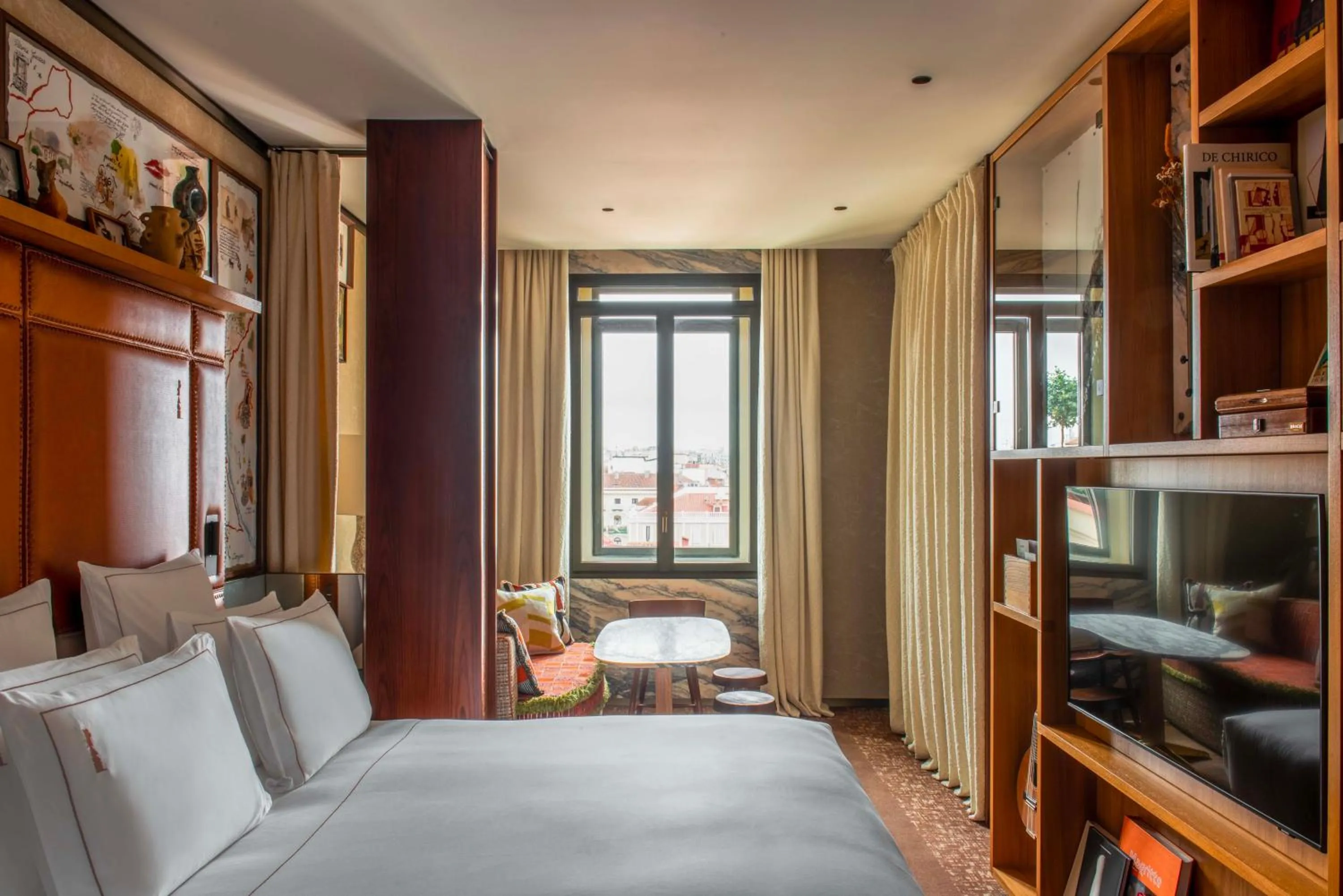 Deluxe Room in Brach Madrid - Evok Collection