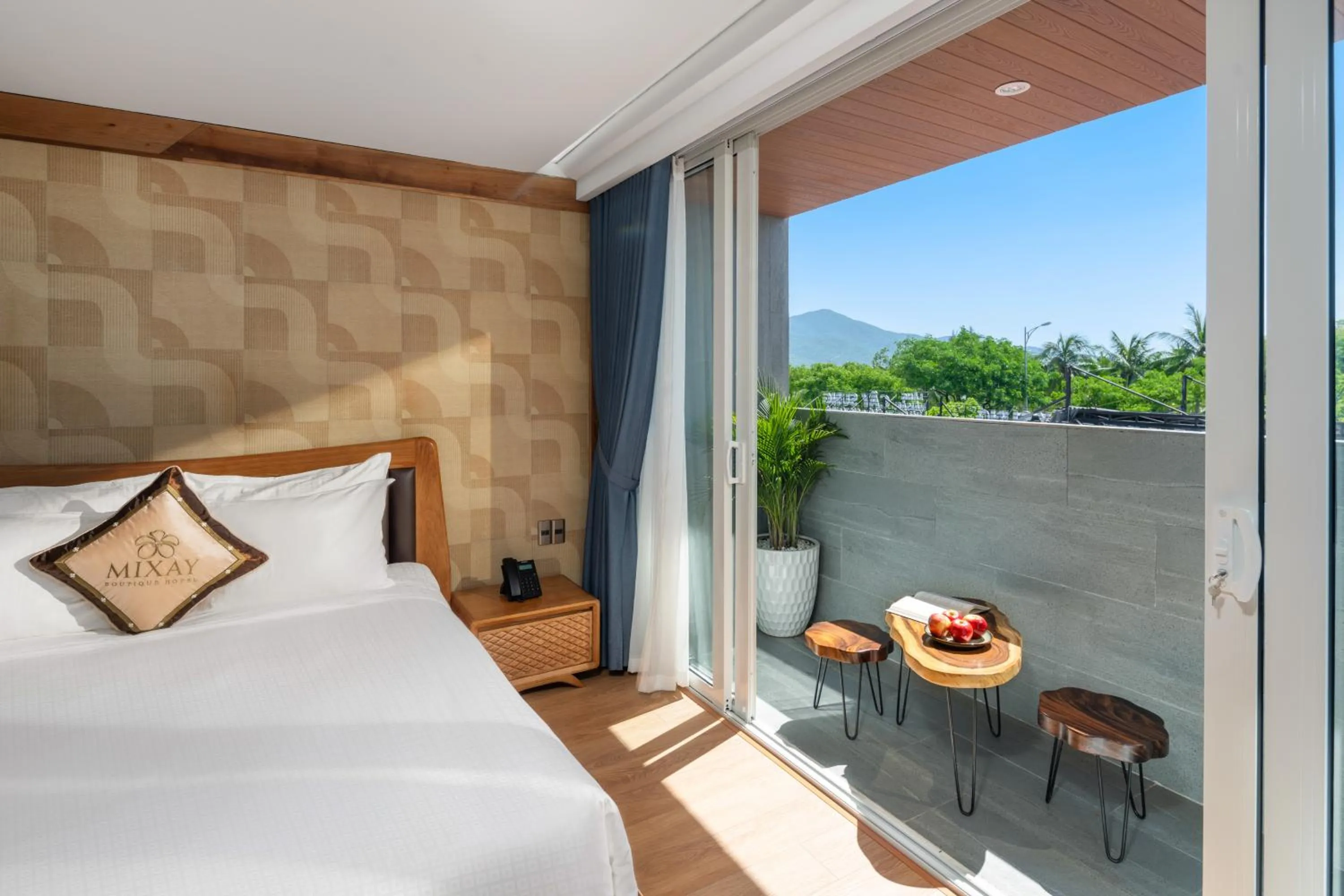 Deluxe Studio with Balcony in Mixay Boutique Hotel Da Nang