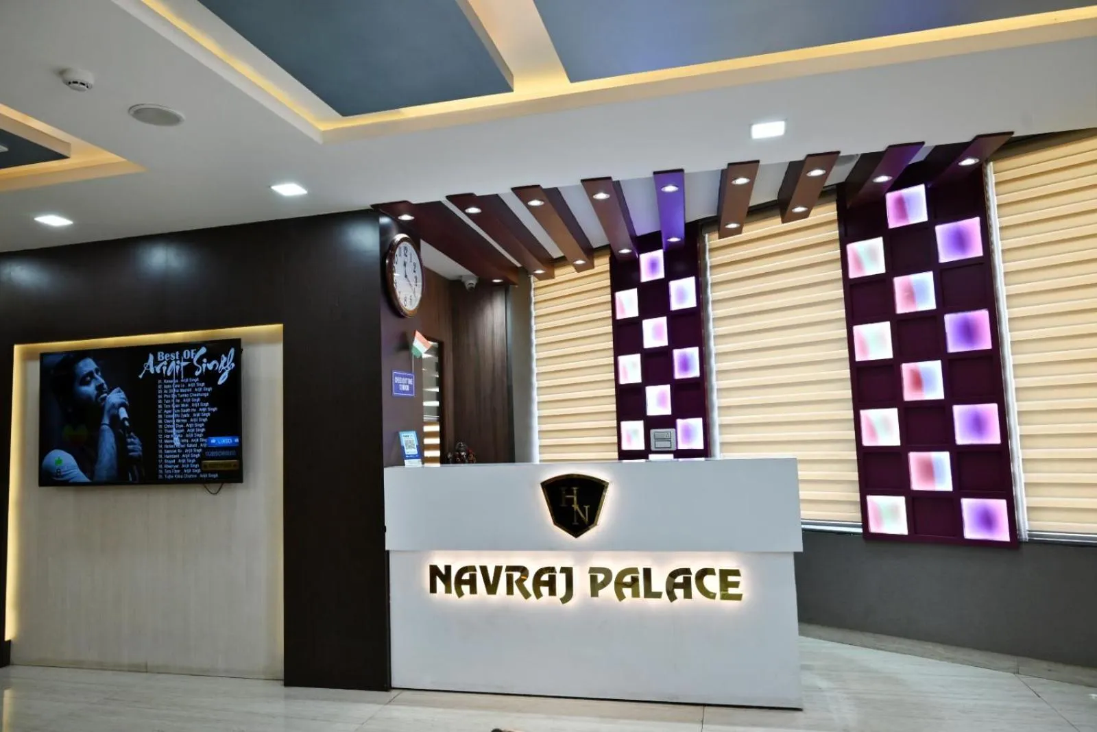 Hotel Navraj Palace