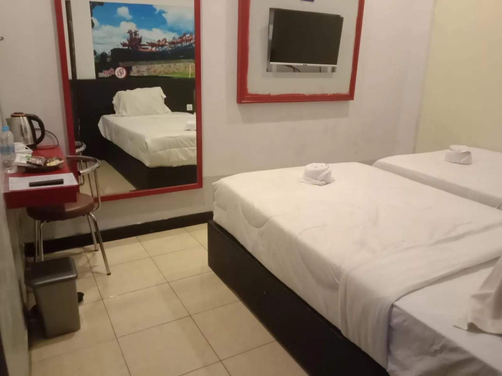 Superior Twin Room in Dya Hotel Boyolali