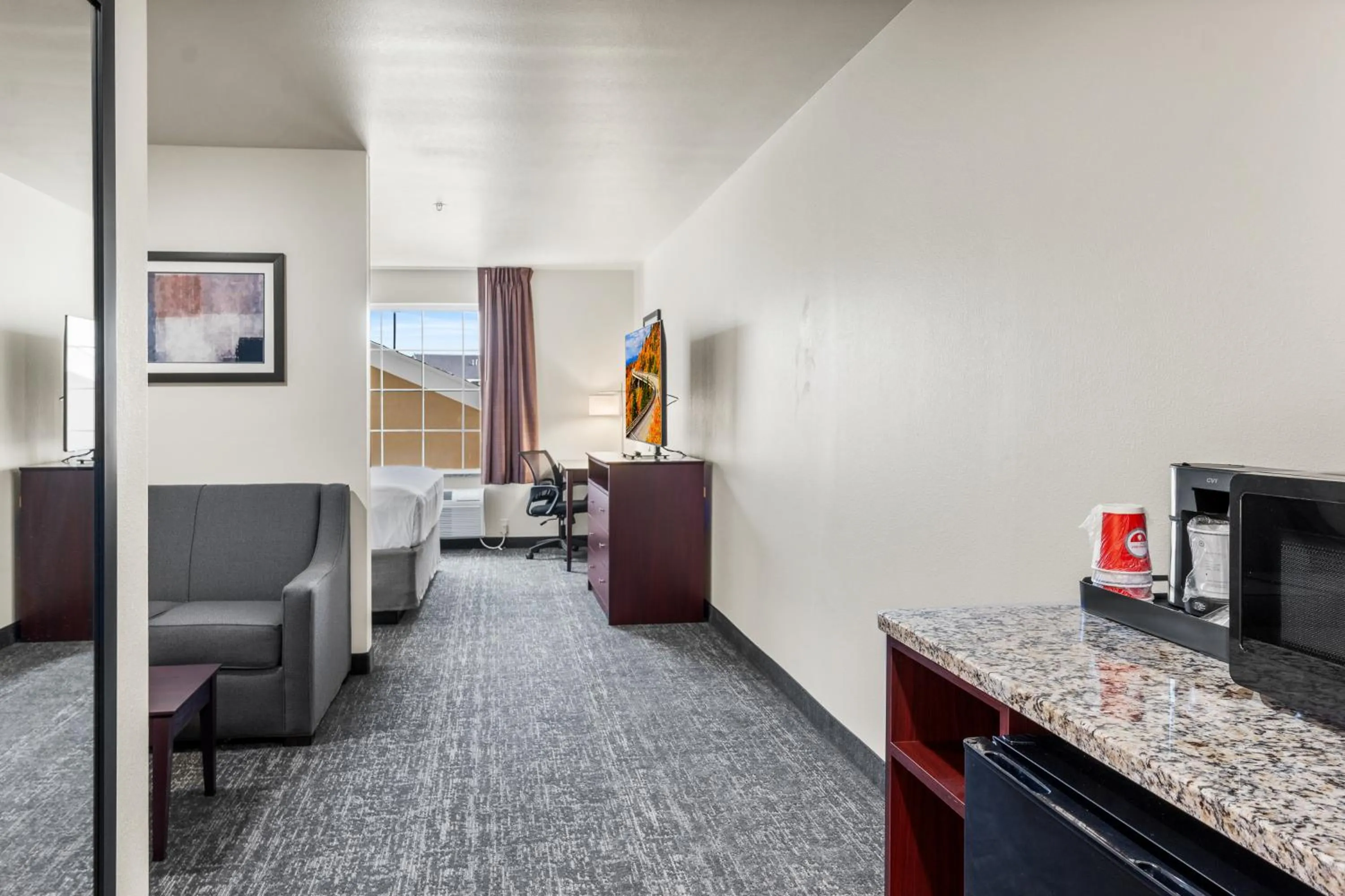 Quadruple Room in Cobblestone Hotel & Suites Denmark - Green Bay