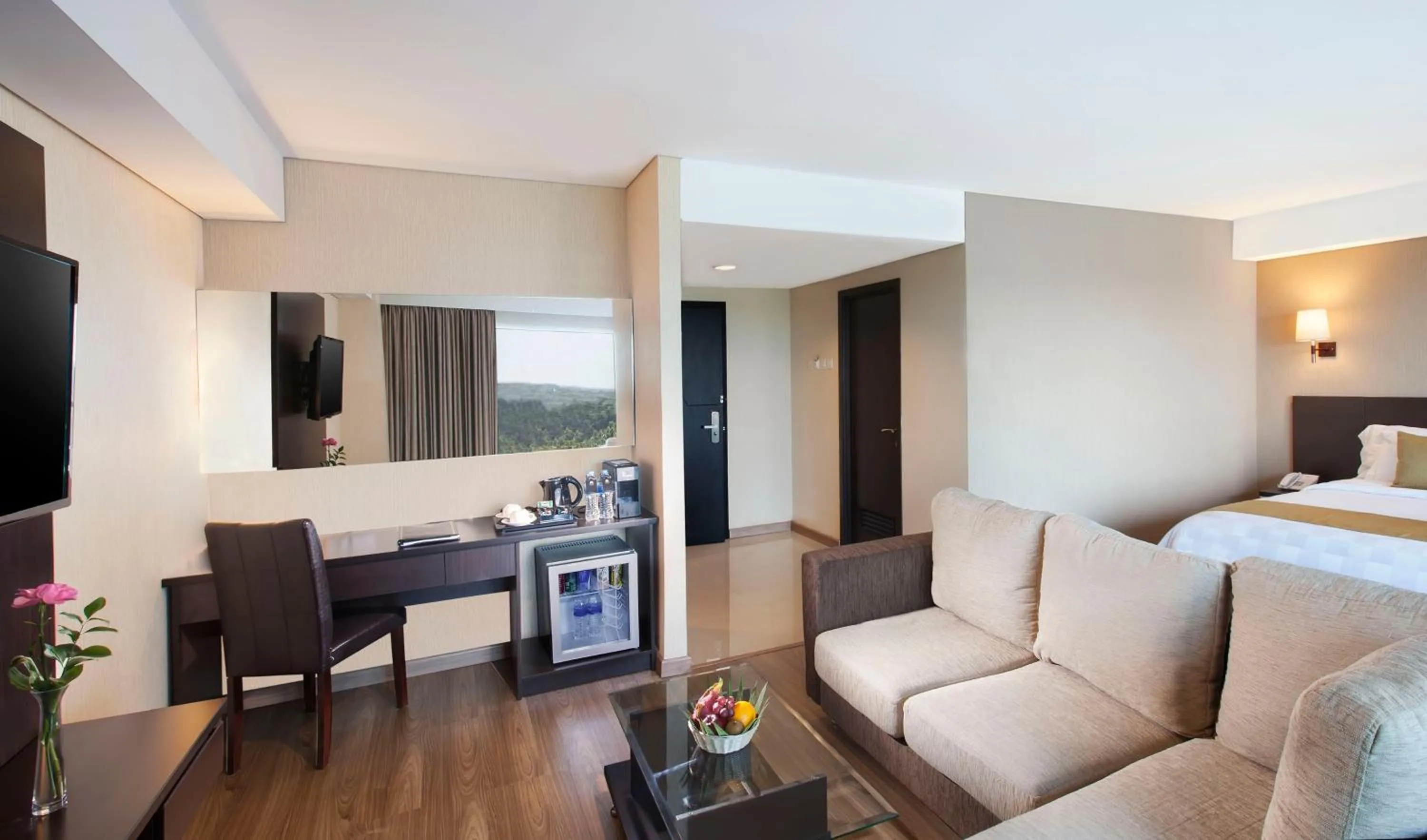 Executive Double Room - Non-Smoking in Best Western Premier The Hive