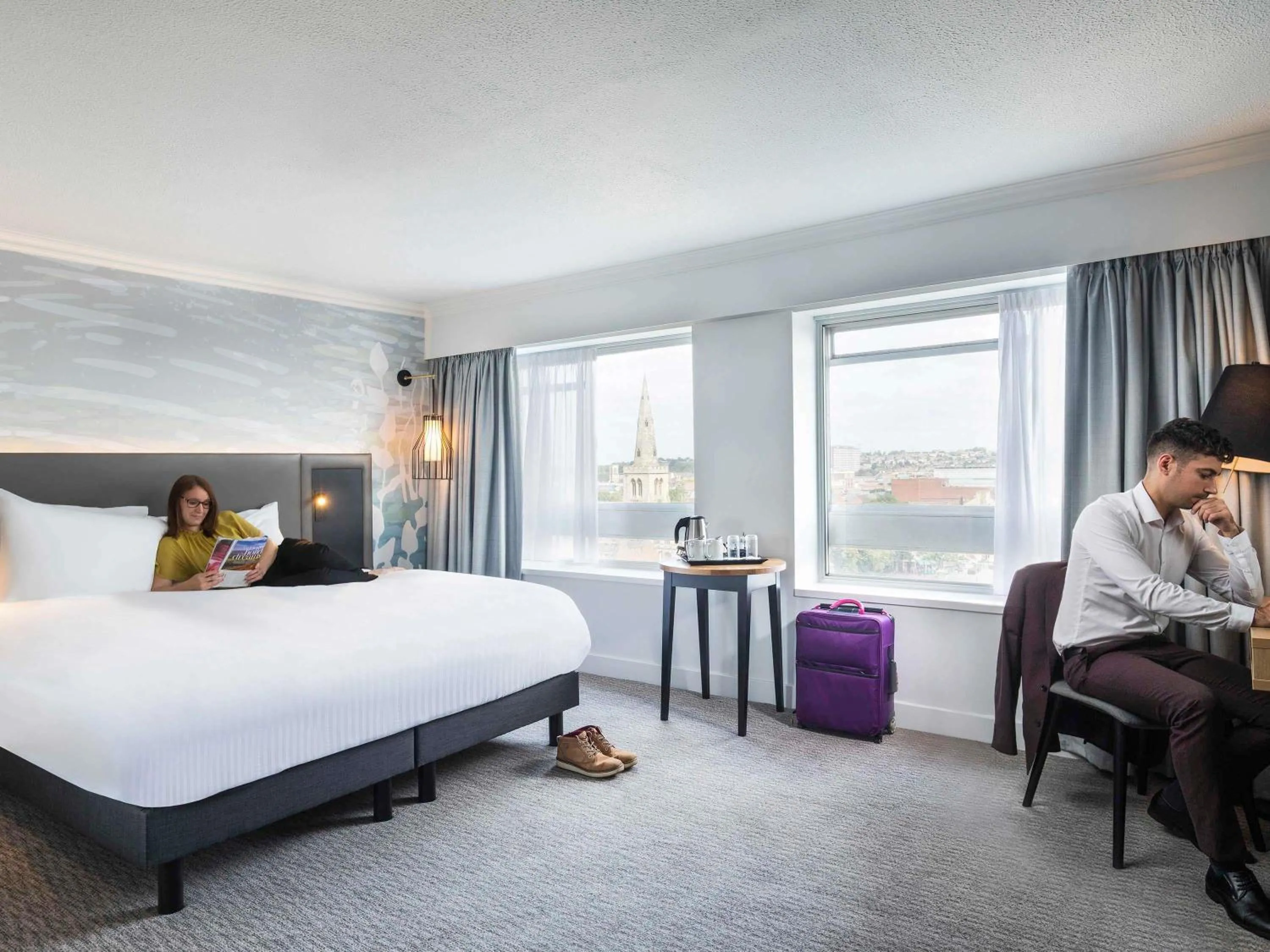Privilege King Room with Panoramic City View in Mercure Bedford Centre Hotel